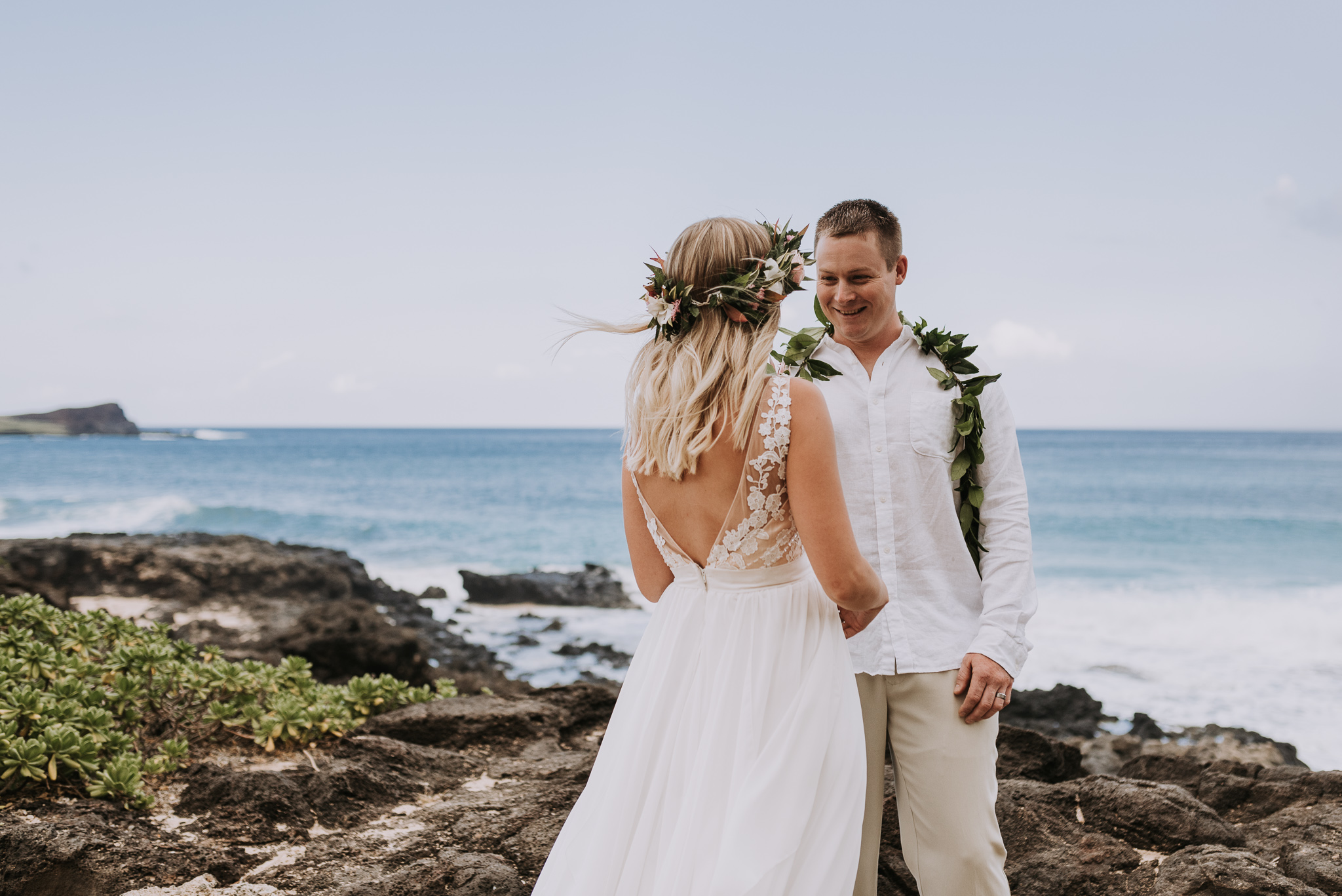 hawaii-wedding-destination-photographer-oahu-4.jpg