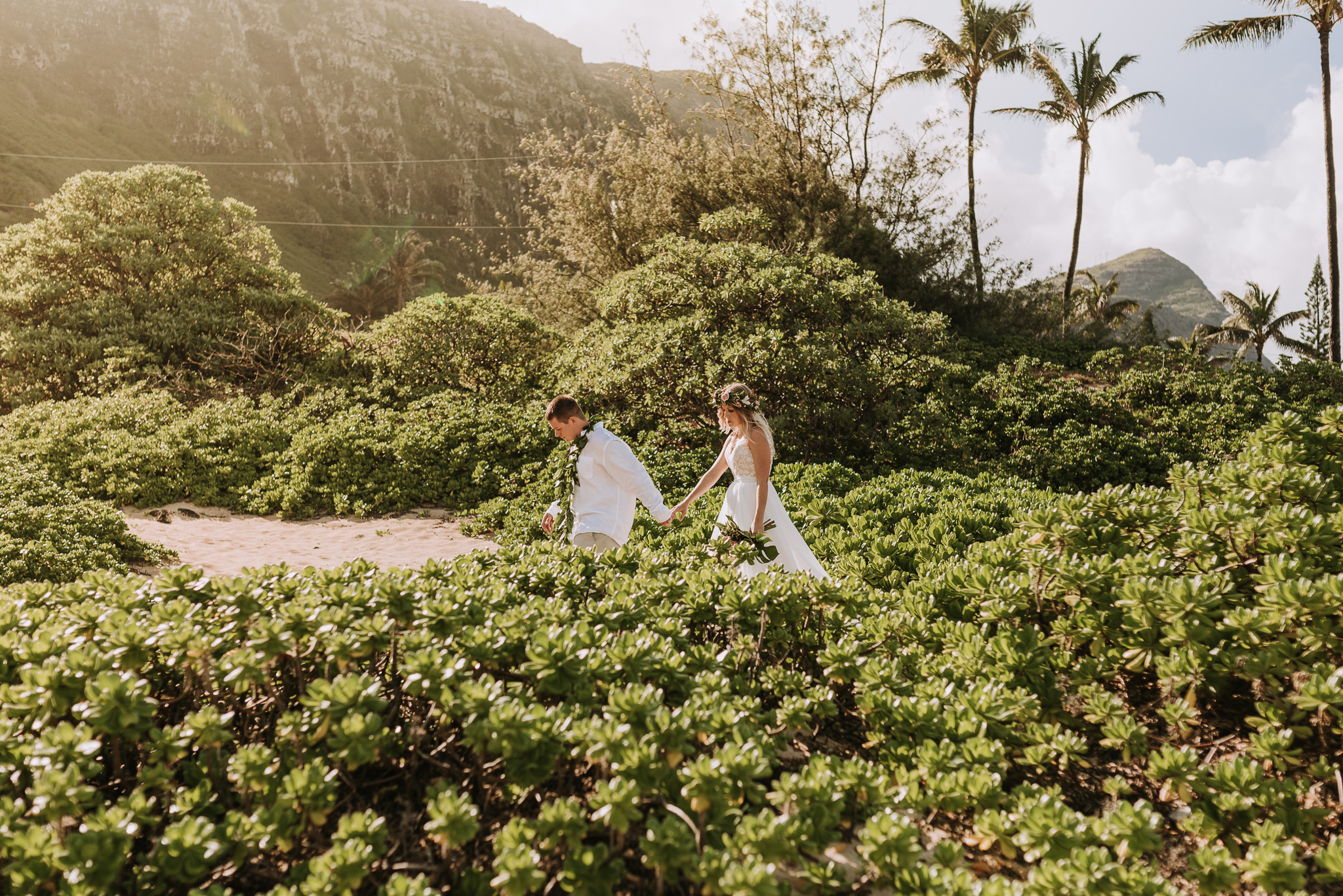 hawaii-wedding-destination-photographer-oahu-21.jpg