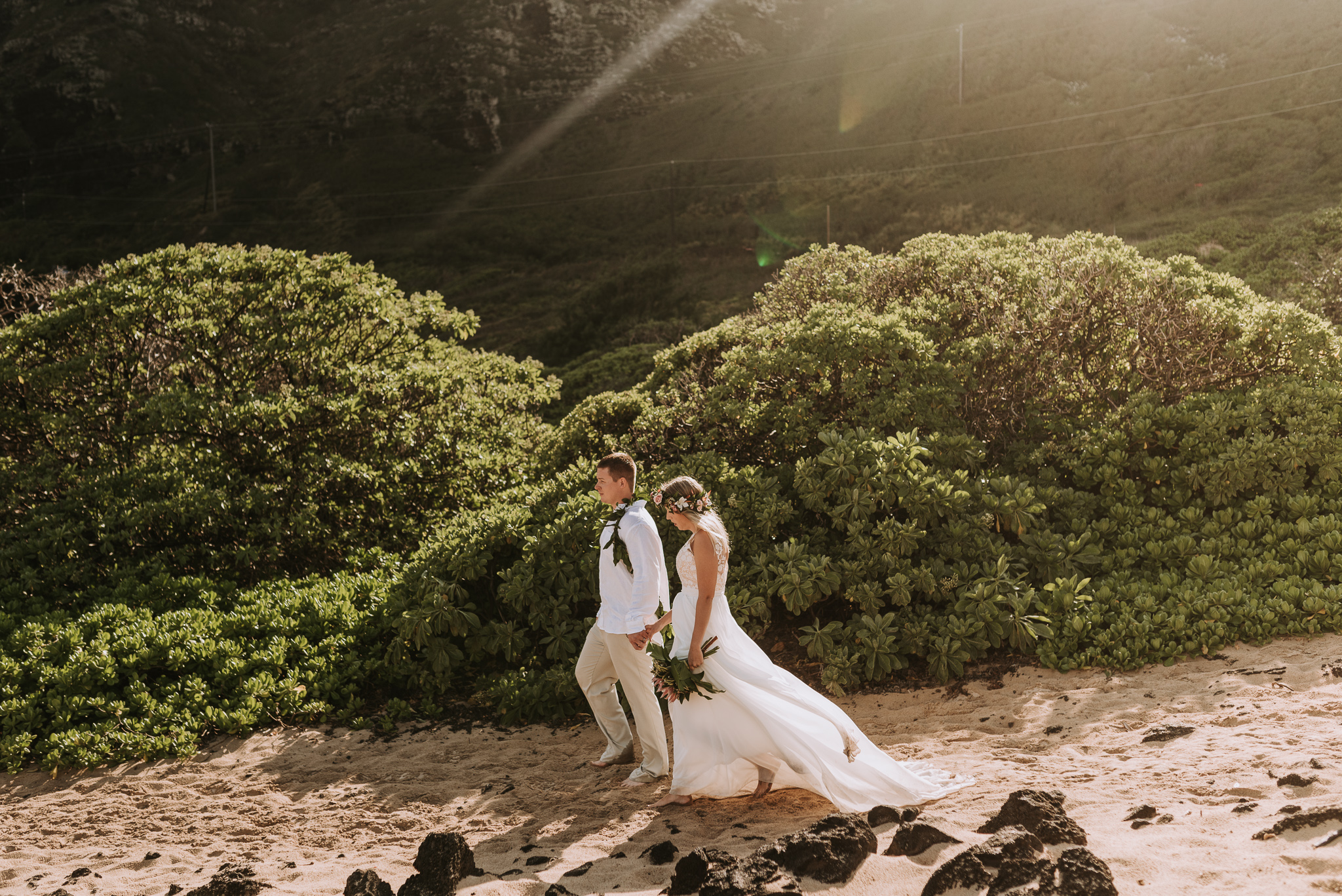 hawaii-wedding-destination-photographer-oahu-22.jpg