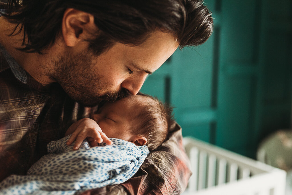 bismarck-mandan-newborn-photography-home-30.jpg