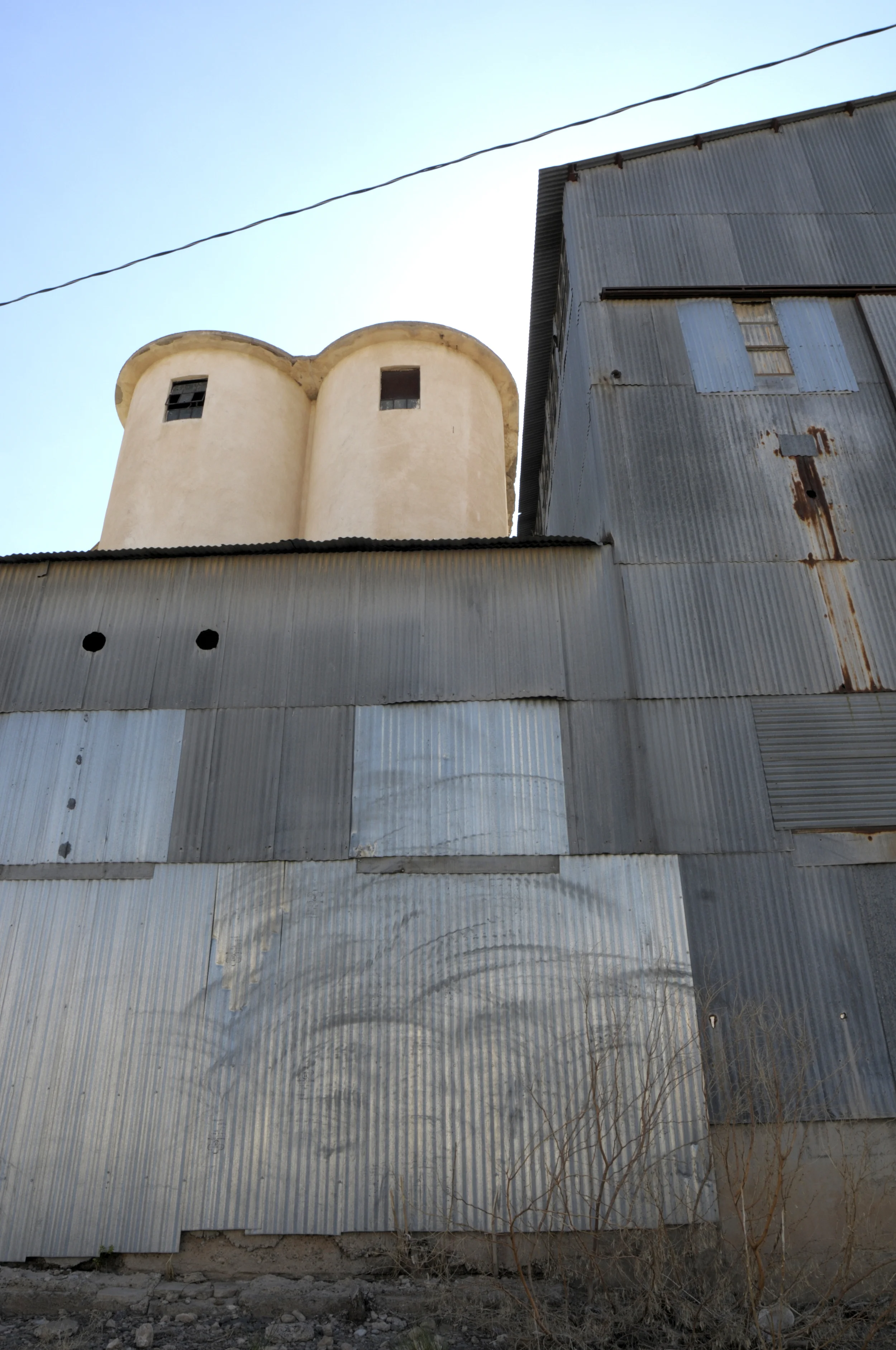 Roswell NM Tanks.jpg