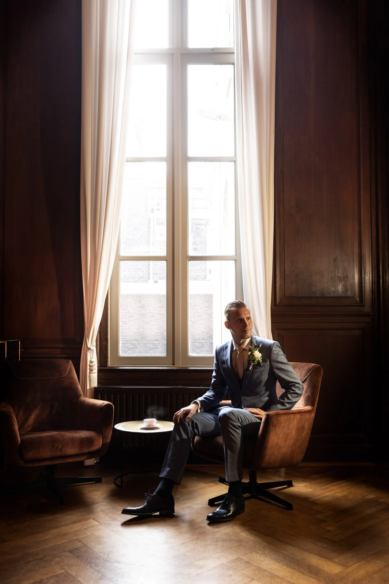 LM592_FAV_060 PROMO.jpg