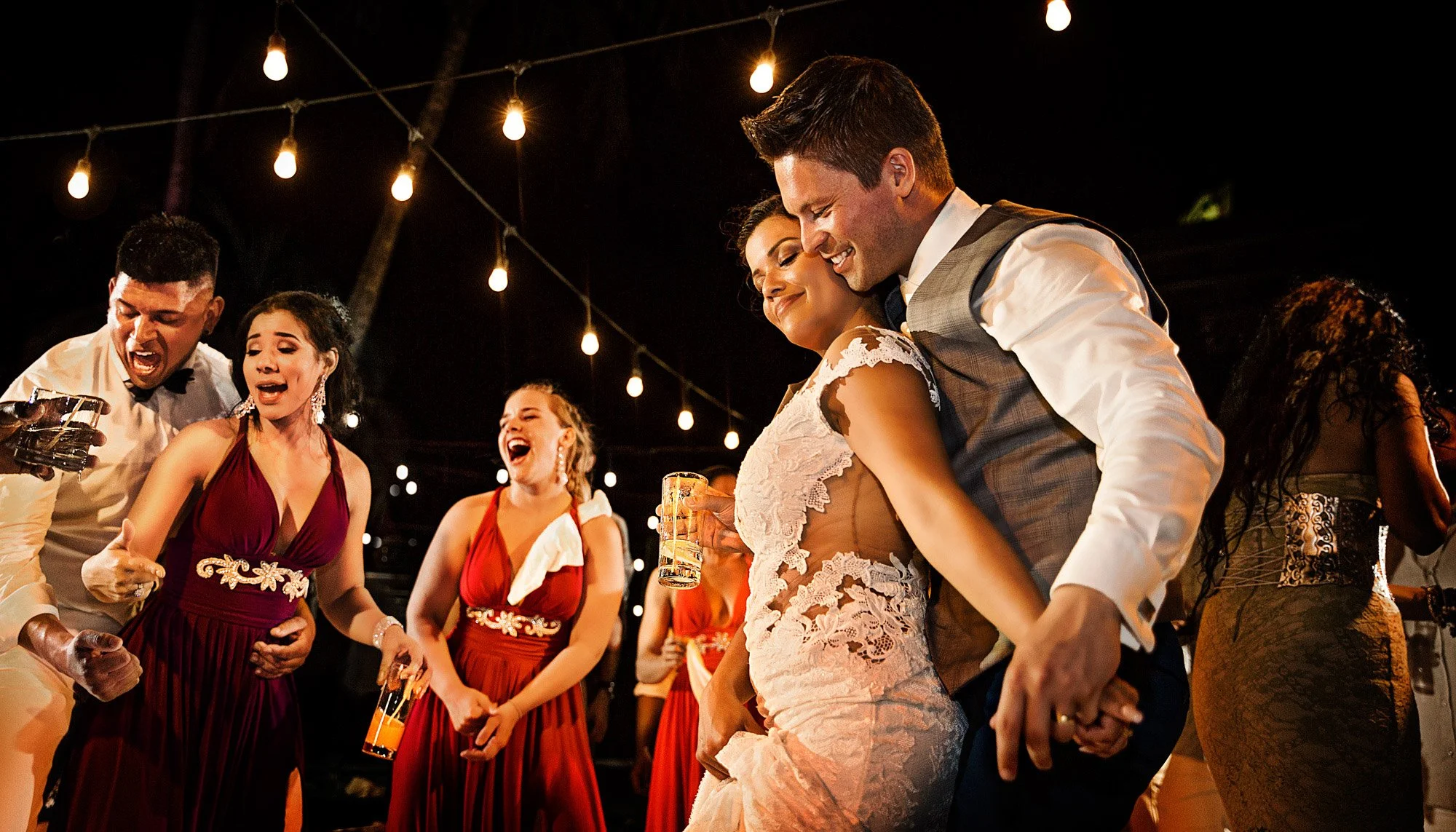 LM490B_FAV242 PROMO PROMO.jpg