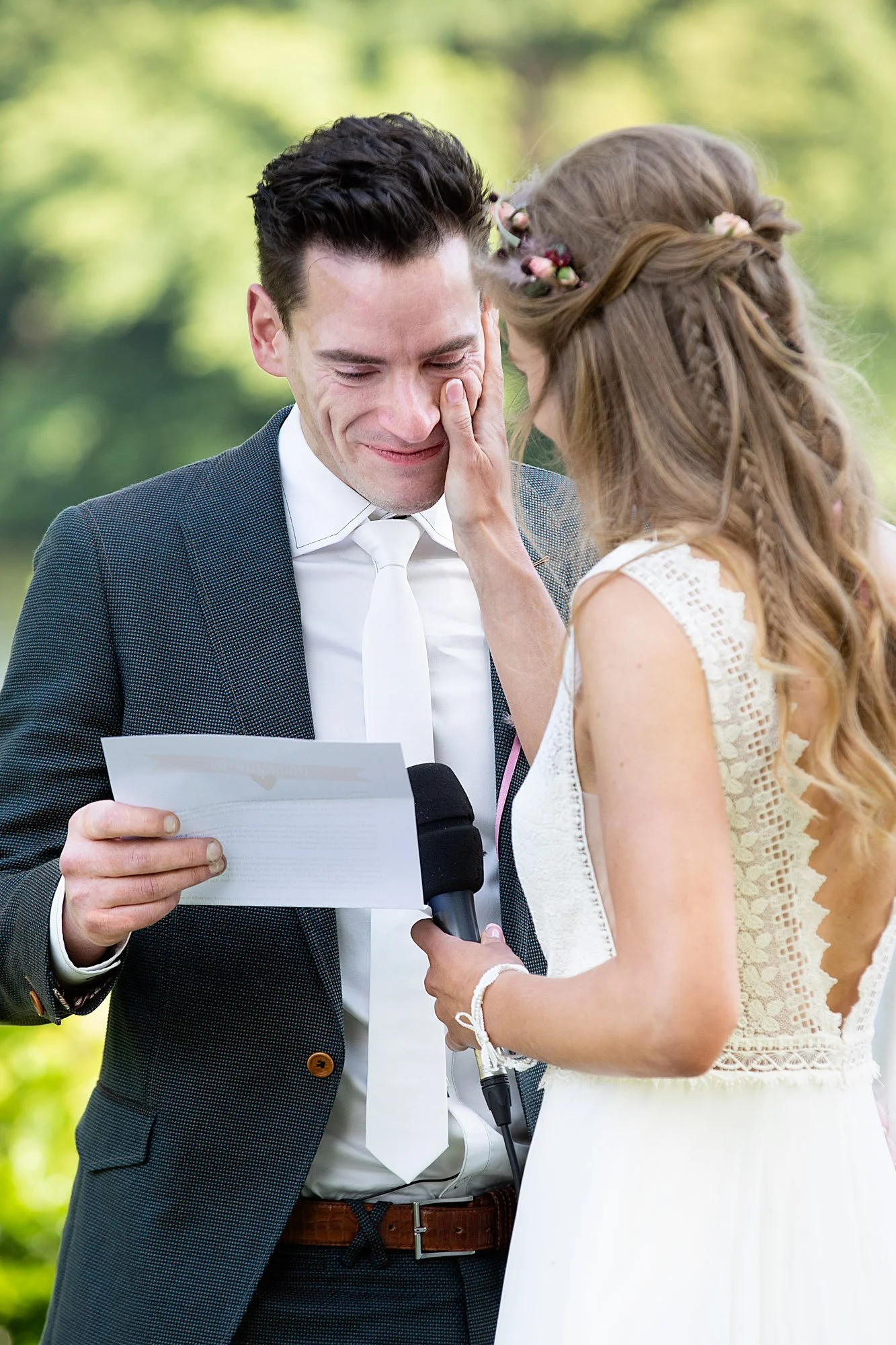 LM526_FAV121 PROMO.jpg