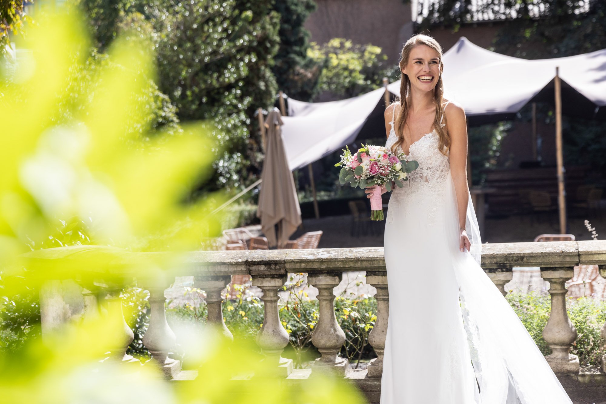 LM592_FAV_030 PROMO.jpg