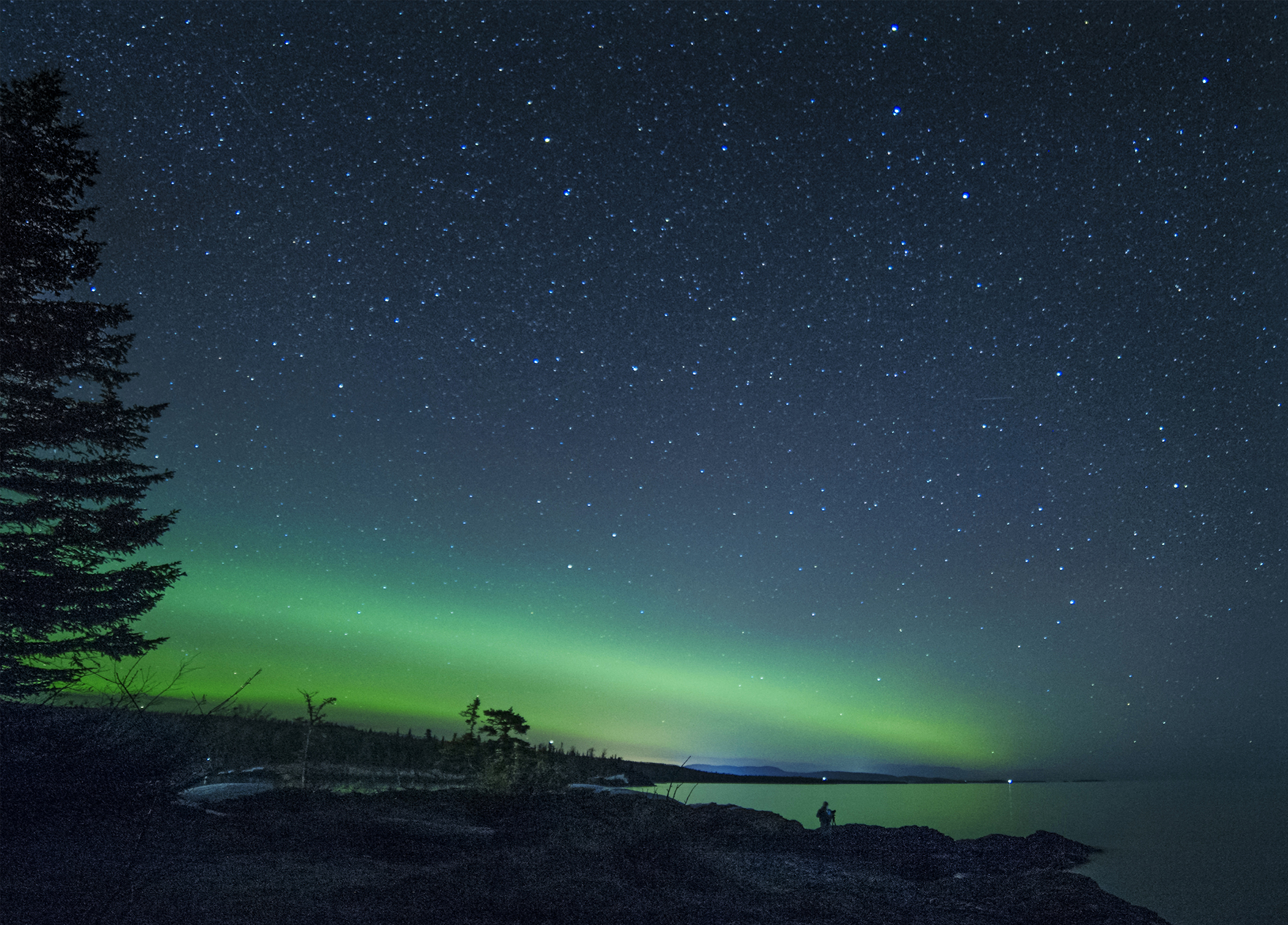 3203~COP~AURORA_AT_GRAND_PORTAGE~Laehn~Geri~WNC.jpg