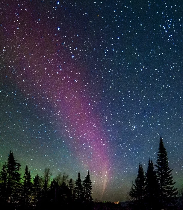 1st place - AURORA ARC AT SPLIT ROCK~Geri Laehn - Wehr Nature Center