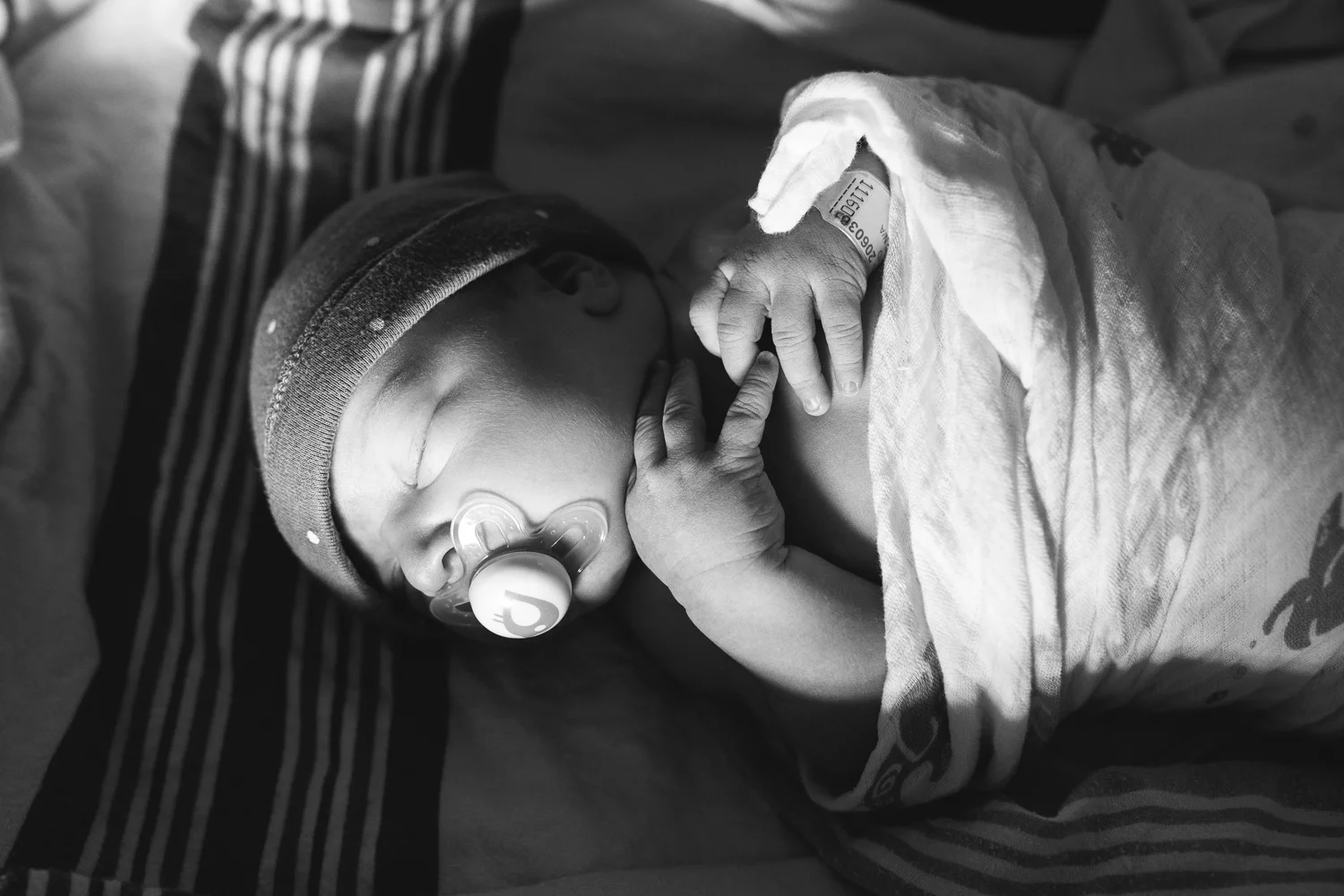 newborn gallery-.jpg