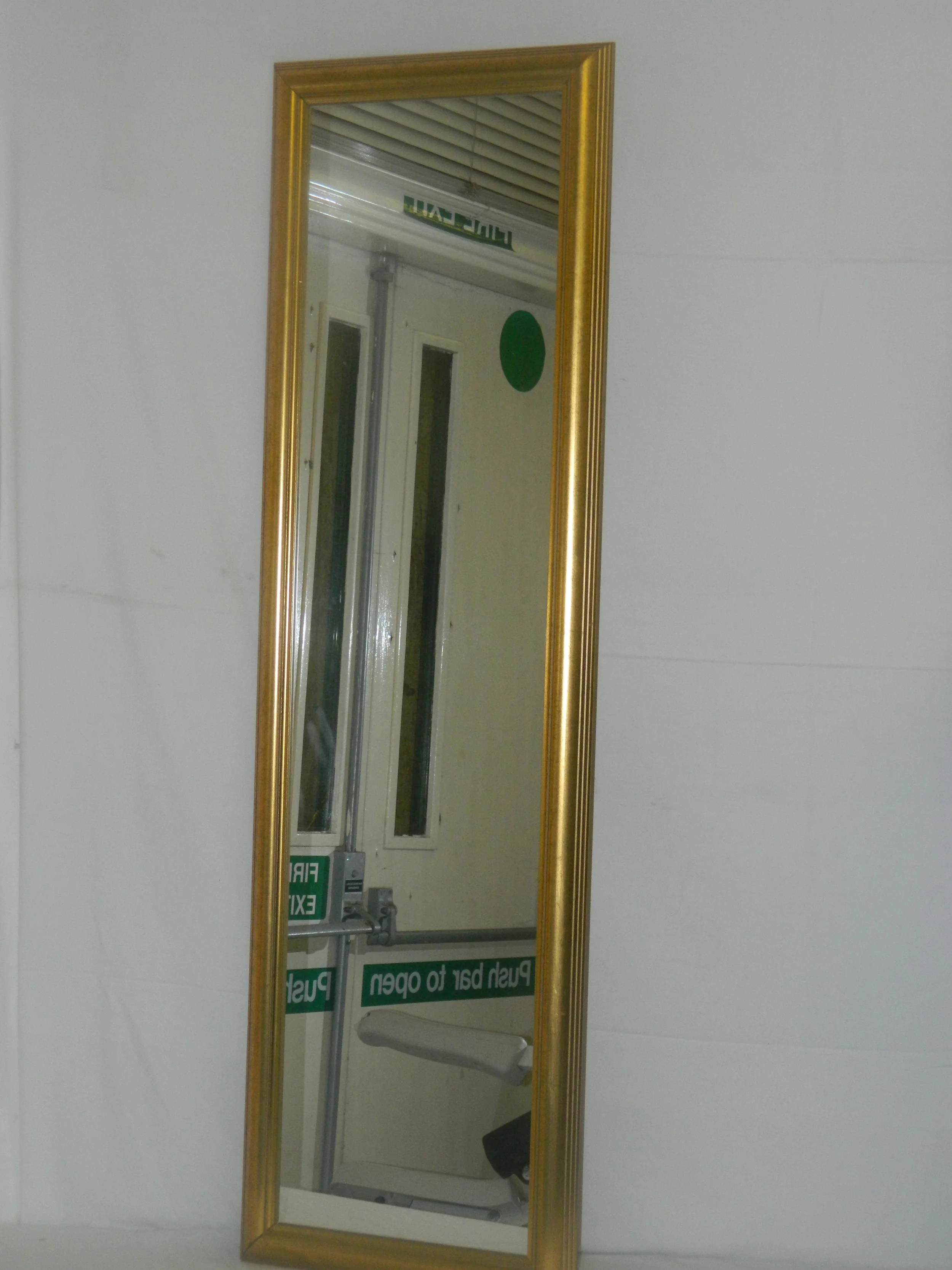  Buy it now number: P14  Price: To be confirmed  How to buy: At Auction house on either viewing day or sale day  Amount available: 1  Dimensions: W: 39cm H: 140cm 