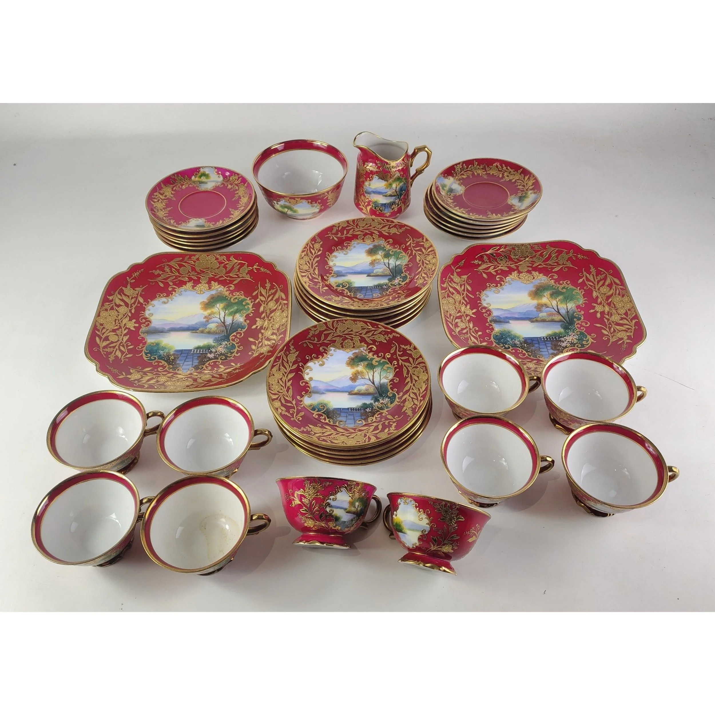 Sold: £341 inc buyer commission