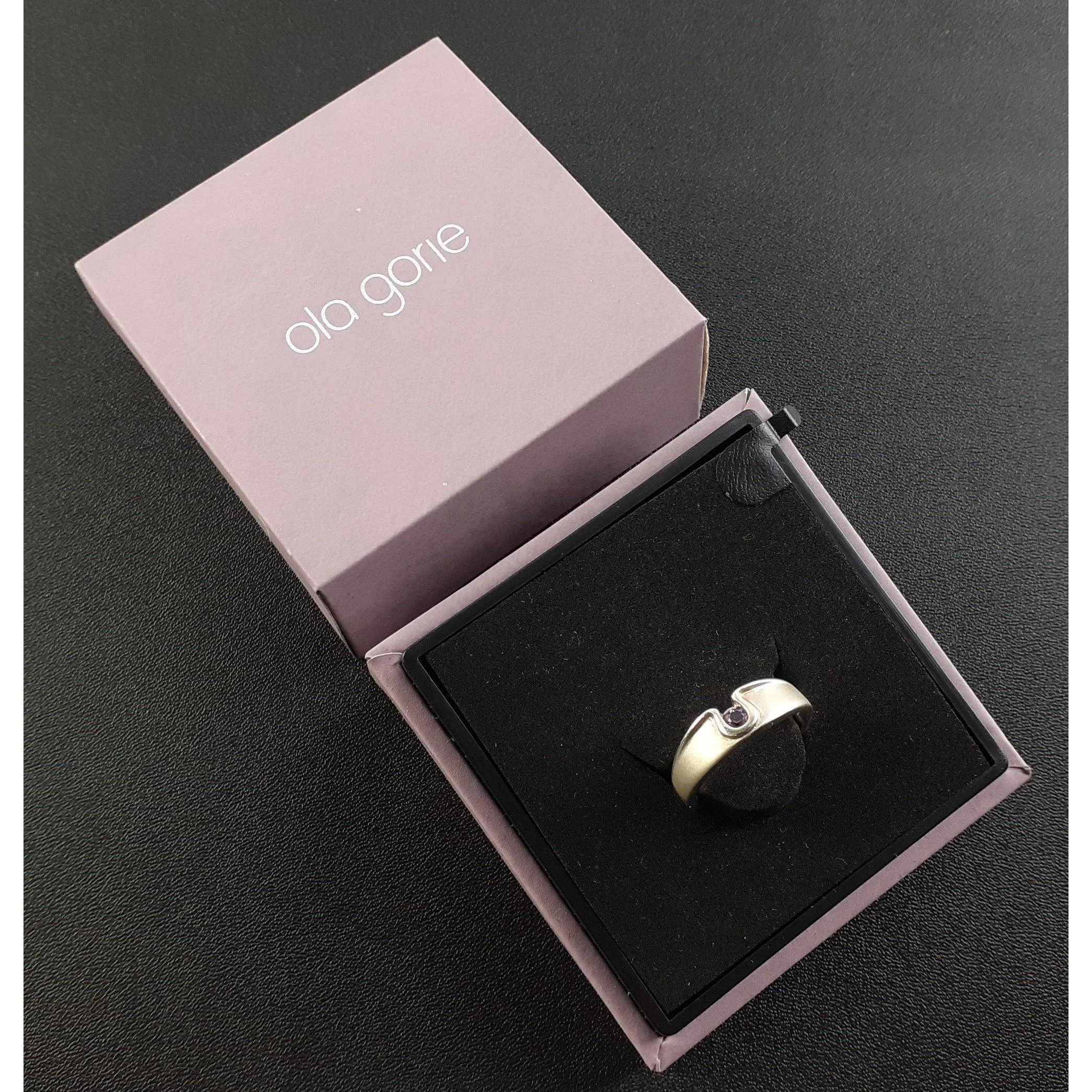 Lot 25 in 24 July Guide: £60-120