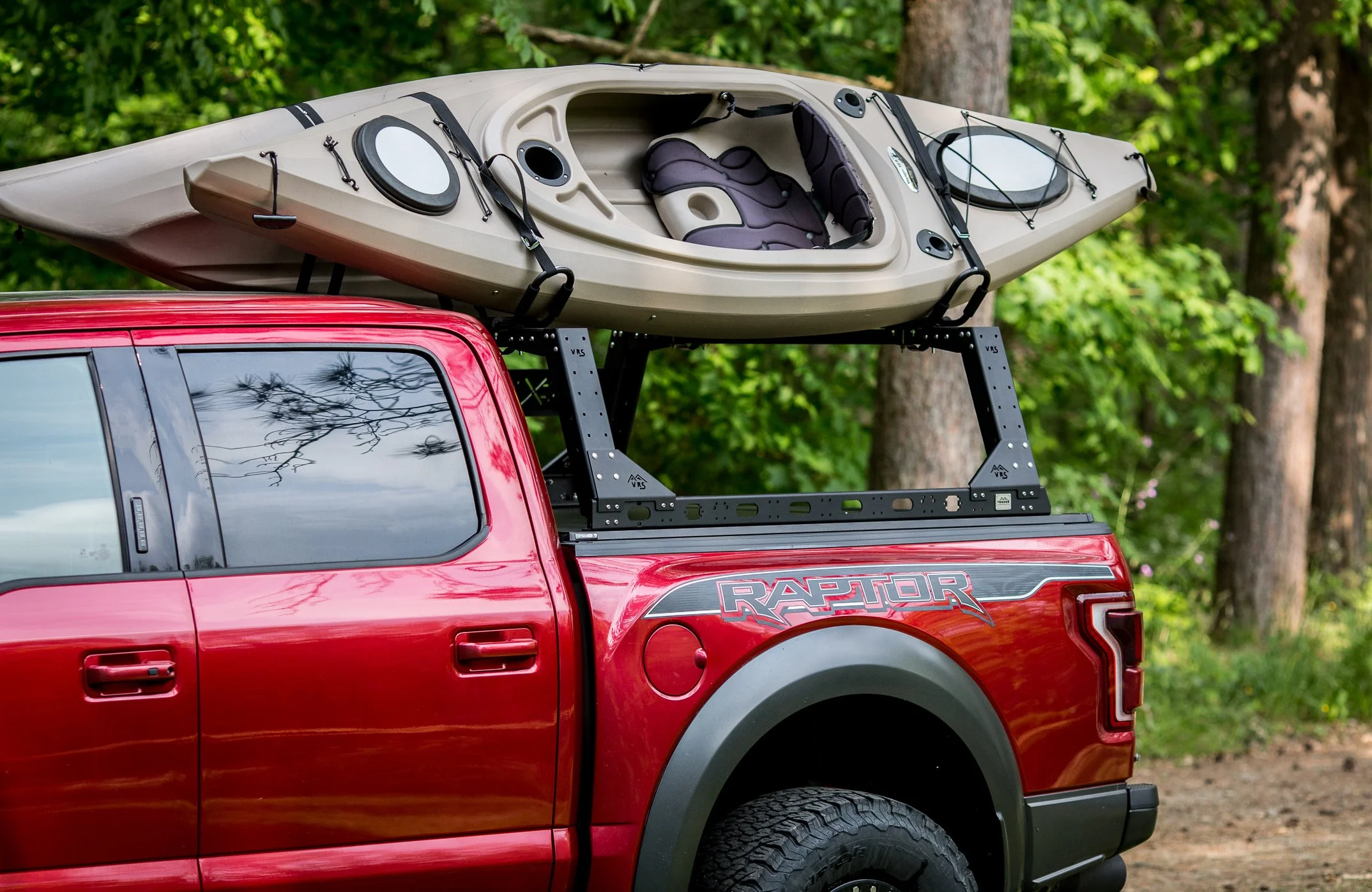 Aluminum VRS Tonneau Compatible Kayak Rack, Fits Ford F-250 with 5 foot bed, For covers with integrated tracks (retrax, pace edwards, roll'n lock)