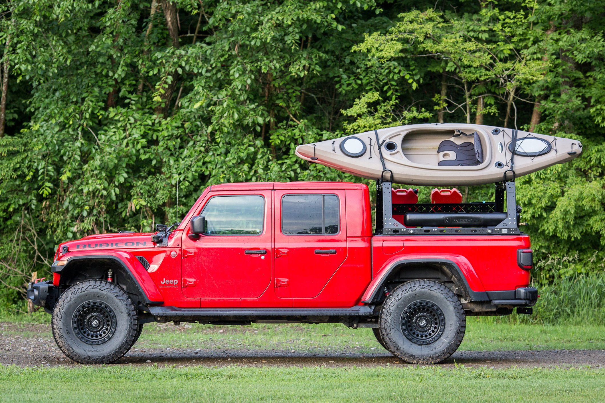 Steel VRS Tonneau Compatible Kayak Rack, Fits Jeep Gladiator — KB ...