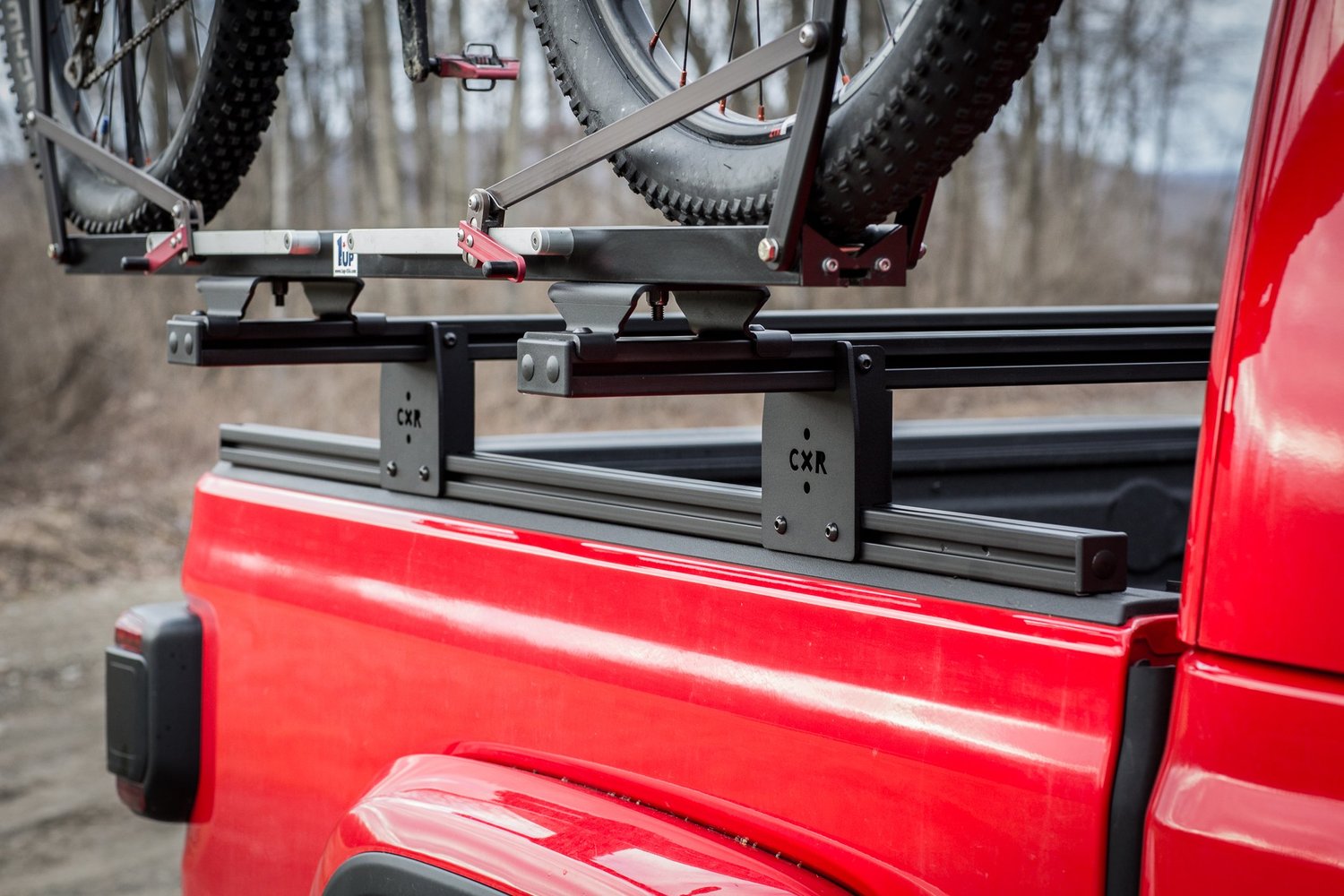 CXR Truck Bed Crossbars for the Jeep Gladiator, Tonneau Cover