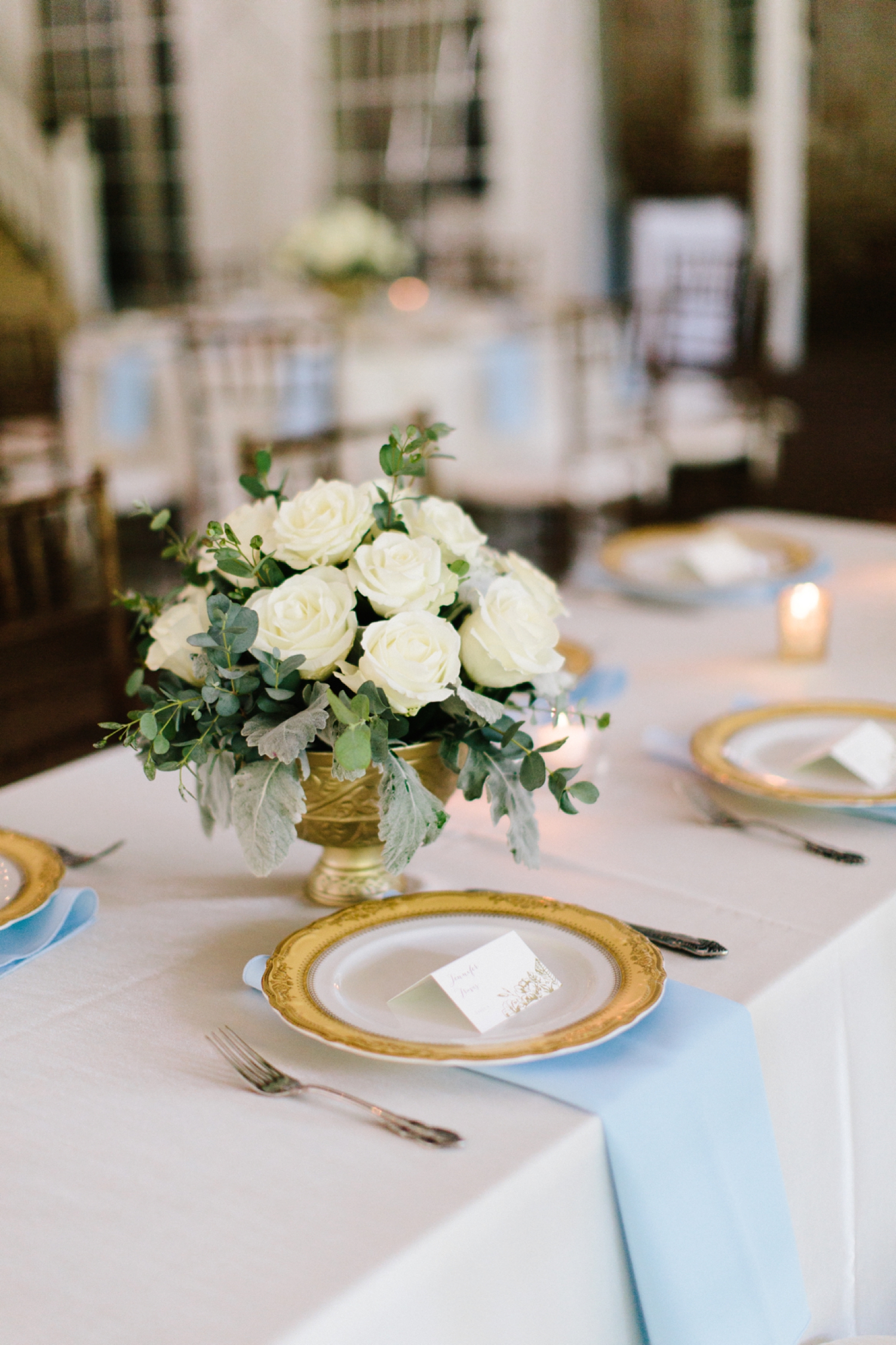 elegant table wedding reception
