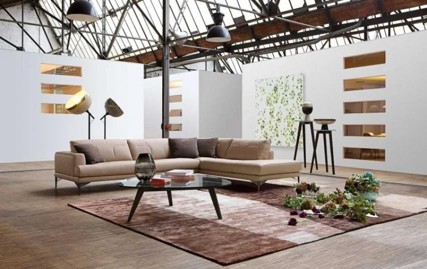 ManMade_Apparel_LivingRoom_002.jpg