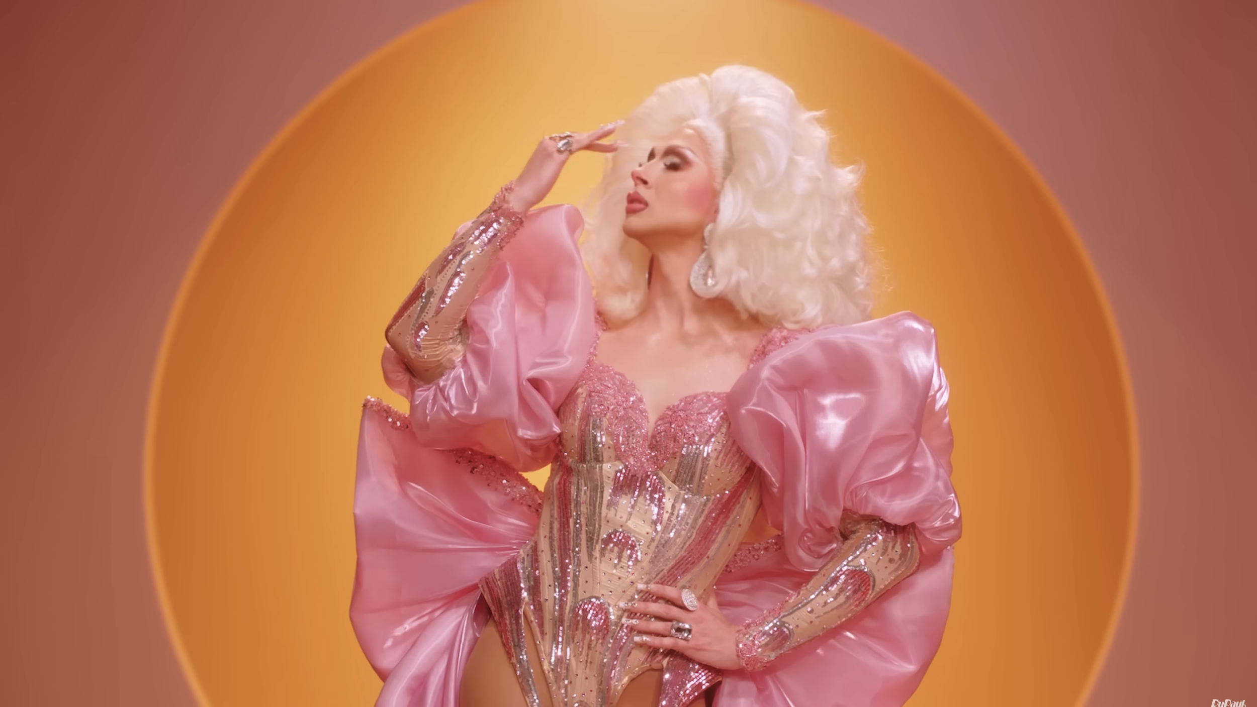 RuPaul's Drag Race Season 18 - Meet the Queens & Ruveal