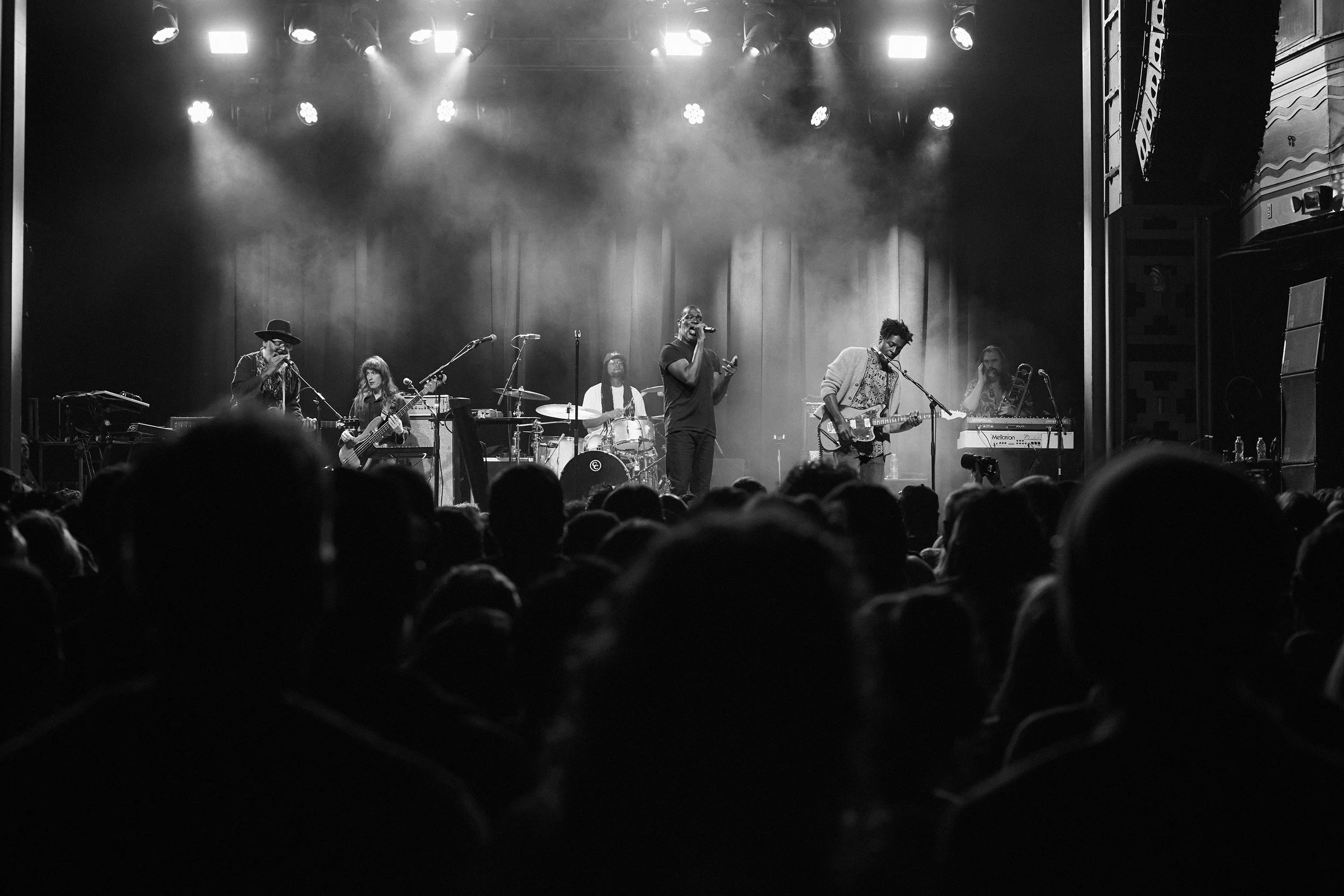 TV ON THE RADIO_45.jpg