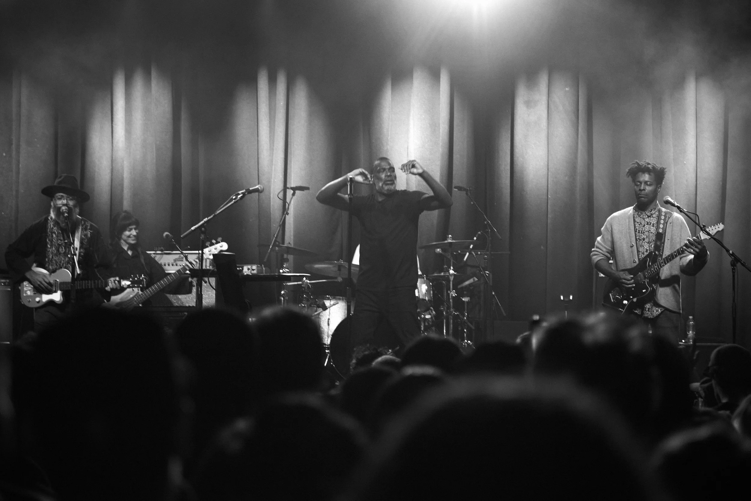 TV ON THE RADIO_62.jpg