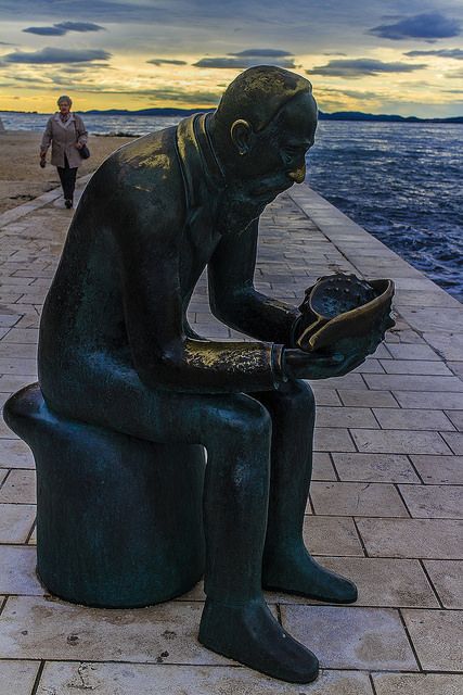 Statue_Zadar.jpg