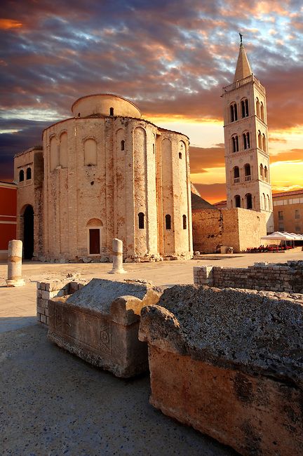 Cathedral_Zadar.jpg