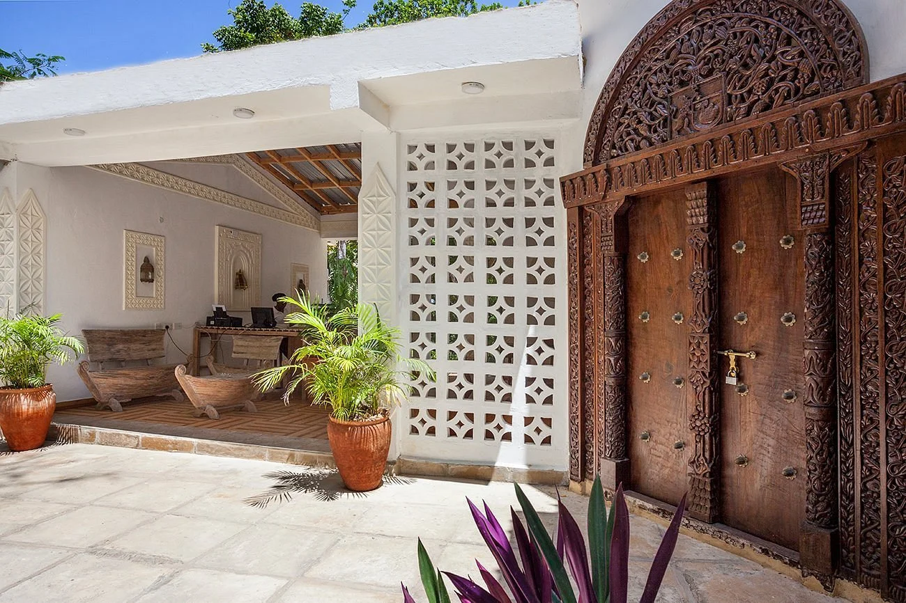 Blue Marlin Beach Hotel — H2O EXTREME - Kitesurfing in Diani Beach!