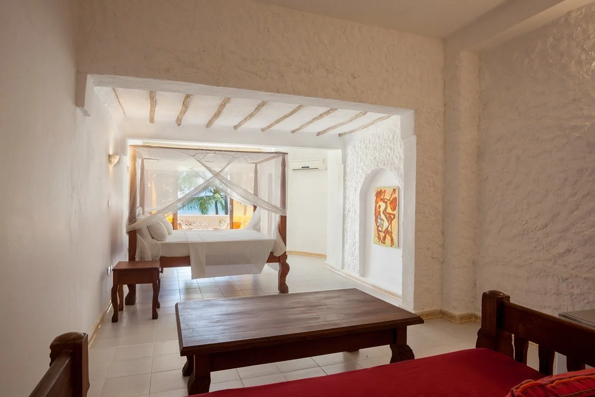 Blue Marlin Beach Hotel — H2O EXTREME - Kitesurfing in Diani Beach!