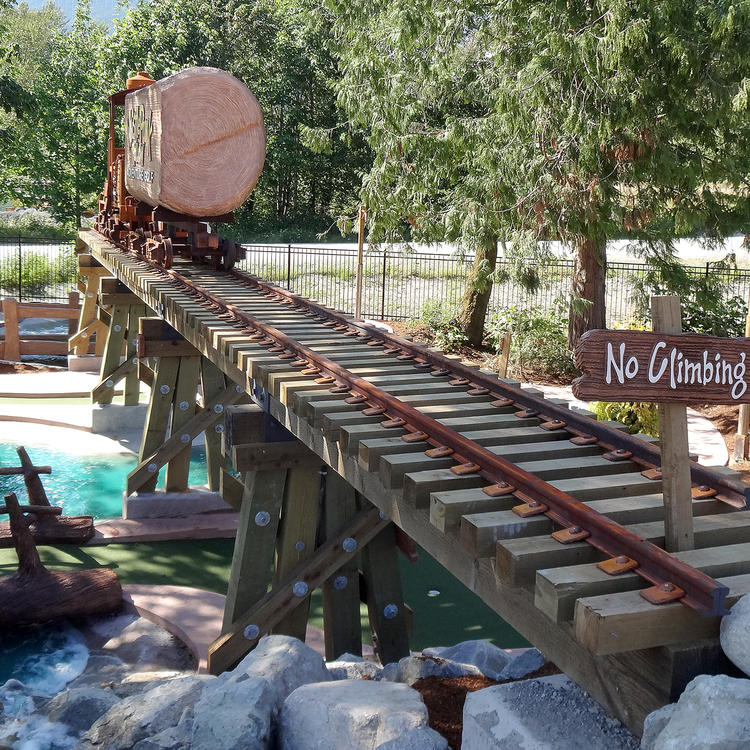 train trestle from back.png