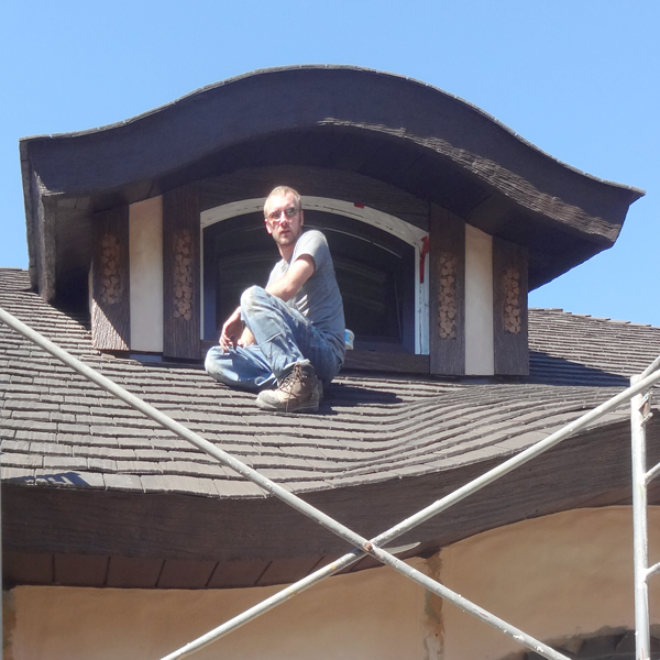 peter on the roof.png