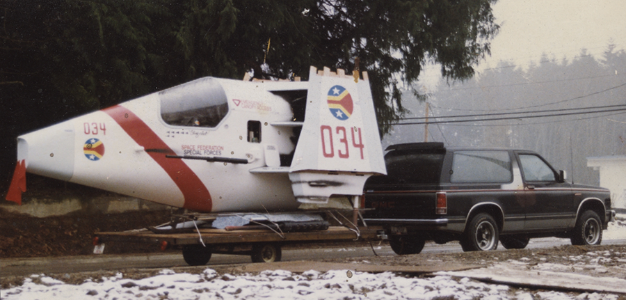 space ship in  transit.png