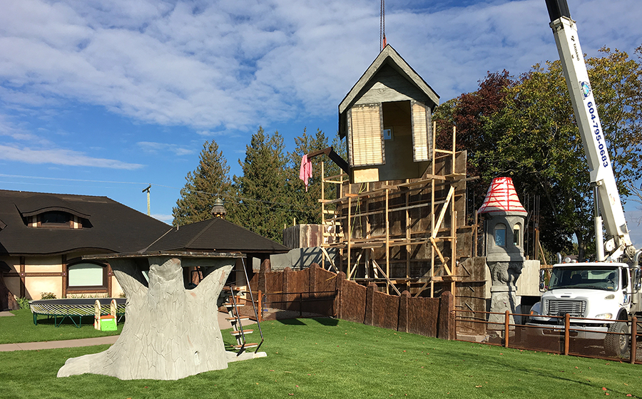 tree fort flying into place.png
