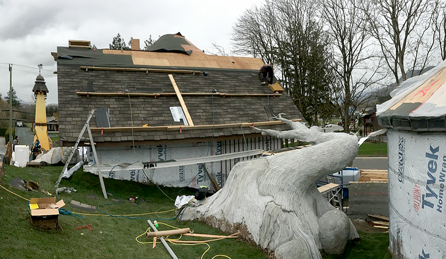 roof going on 1.png