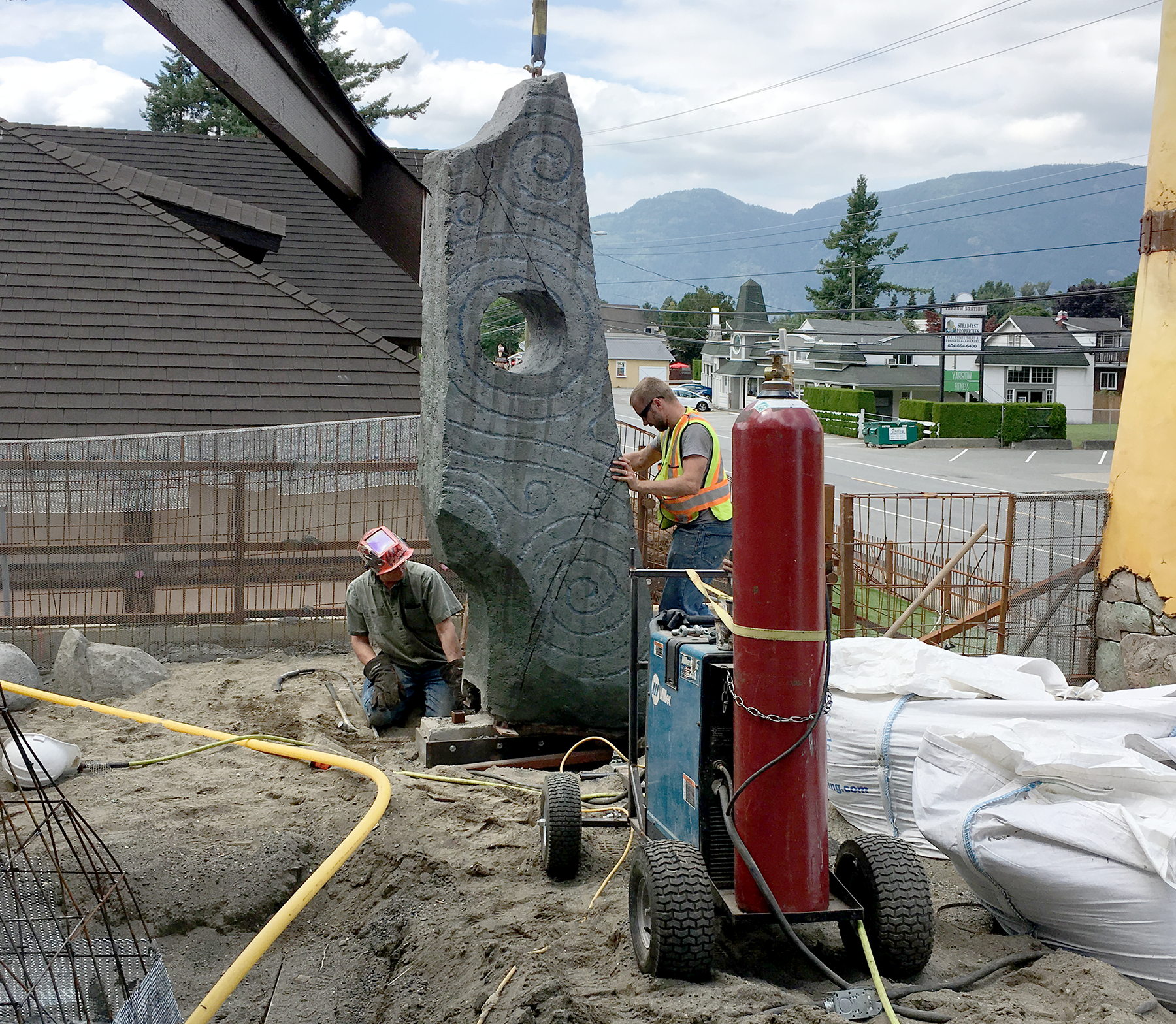 setting rune stone.png