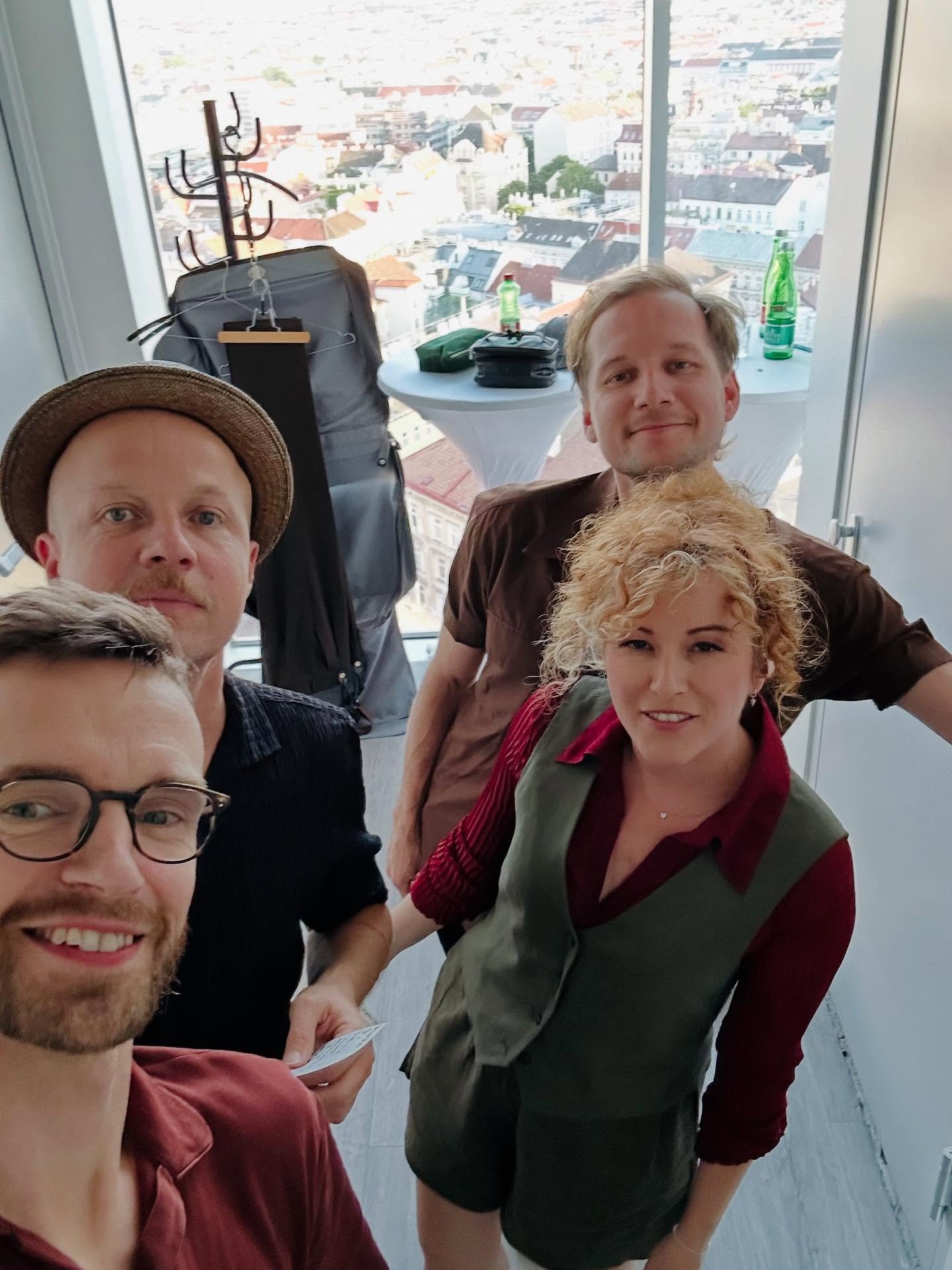 10 great &amp; intense days☀️Thanks for coming to our @kulturwelle concert in Vienna. ☀️Thanks for a super nice songwriting session in Berlin with @alexavoss &amp; @david_gaertner ☀️Thank you to @strickfabrik_musik &amp; @welovemelodies for inviting 