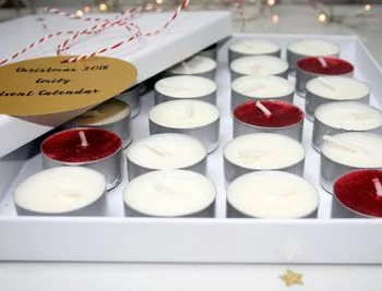 normal_christmas-scented-candle-advent-calendar.jpg