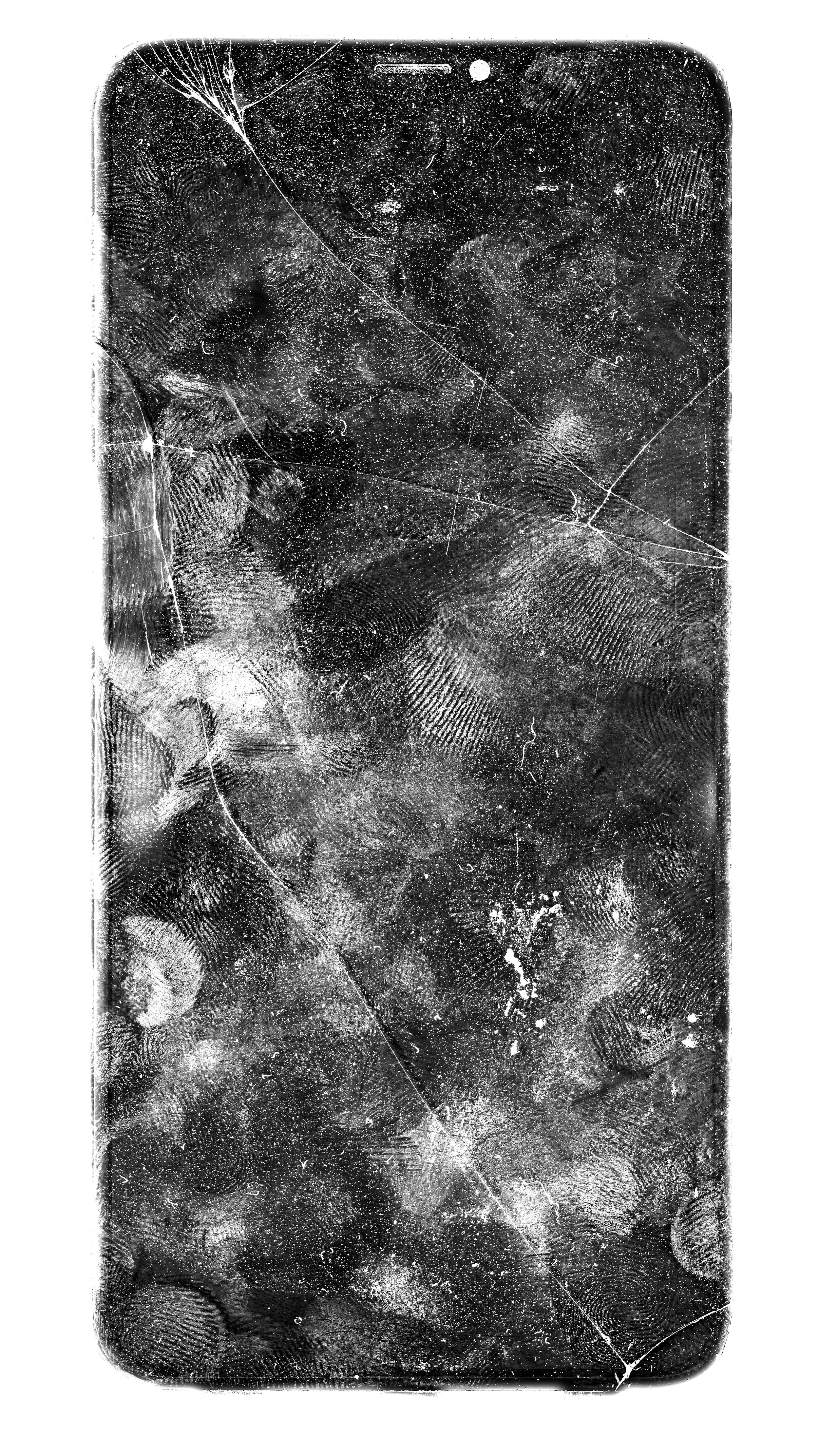 crackedphone1.jpg