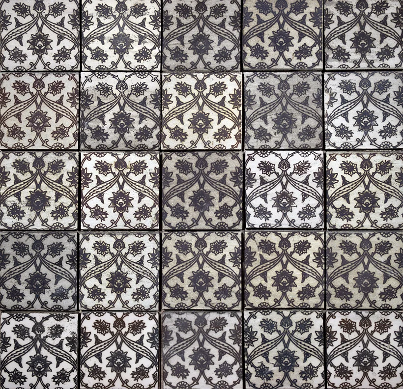 iznik_4blacks_web.jpg