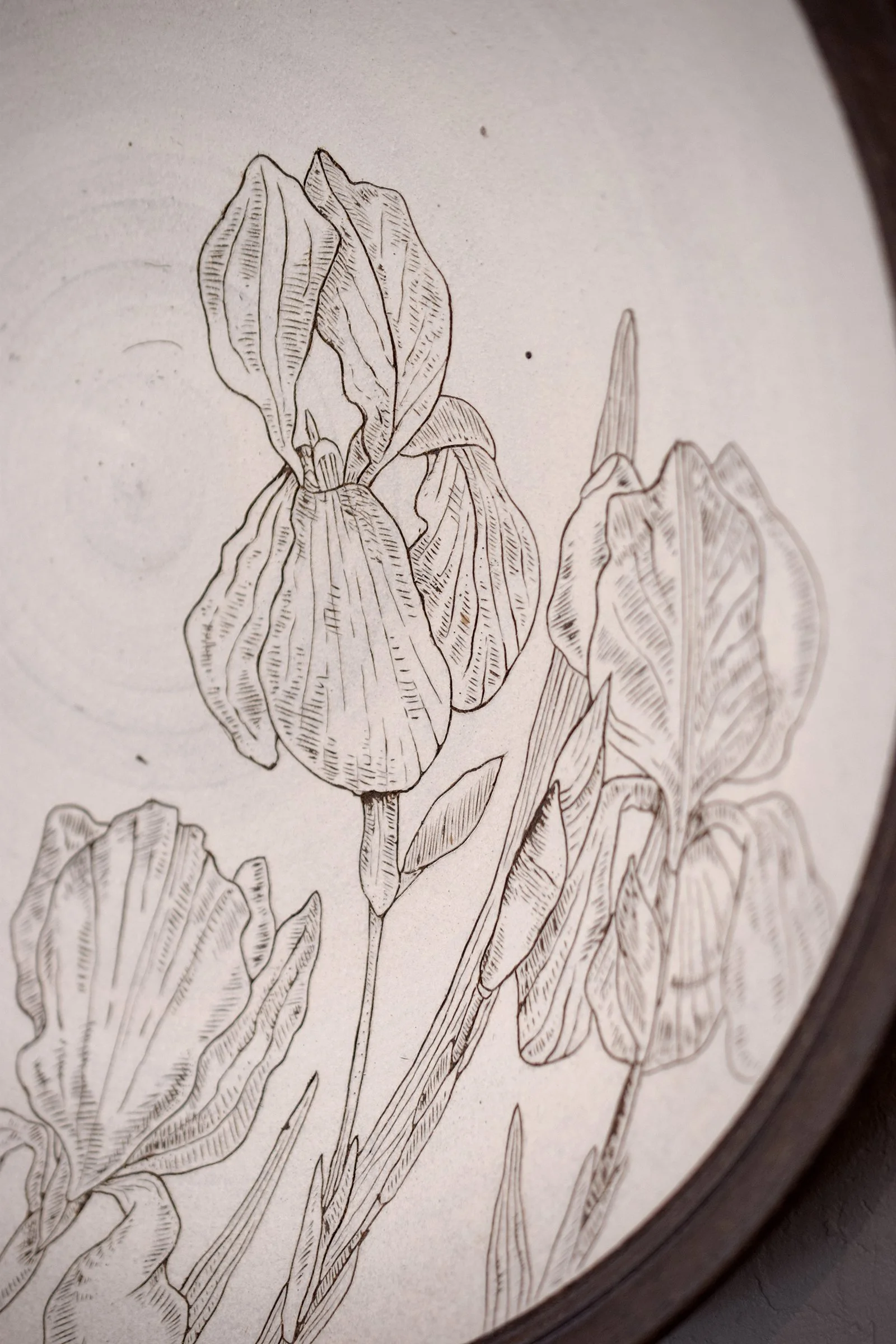 FLM-Iris-Platter4.jpg