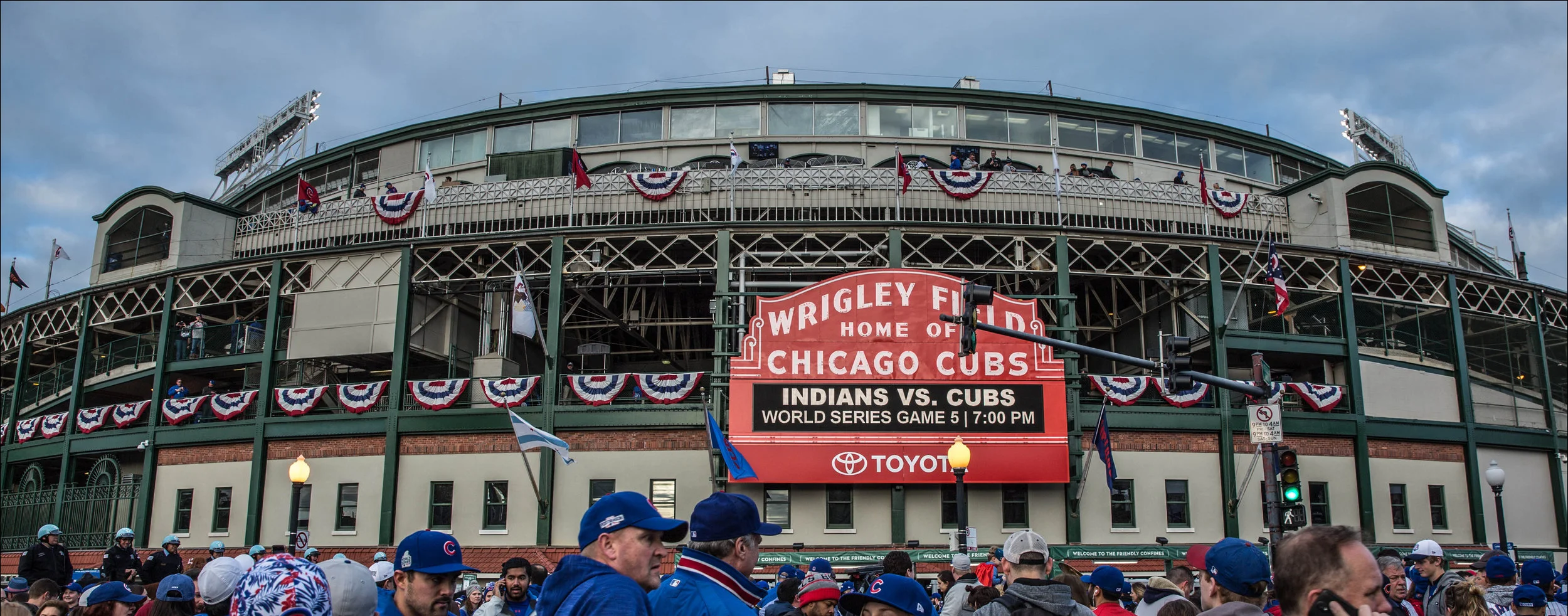 1908-2016 CUBS©Y33.jpg