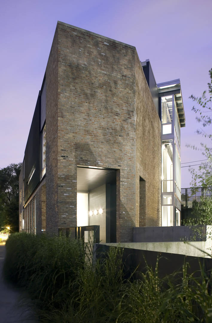 Single-Family Home Location: Chicago, IL Photos: Marty Peters