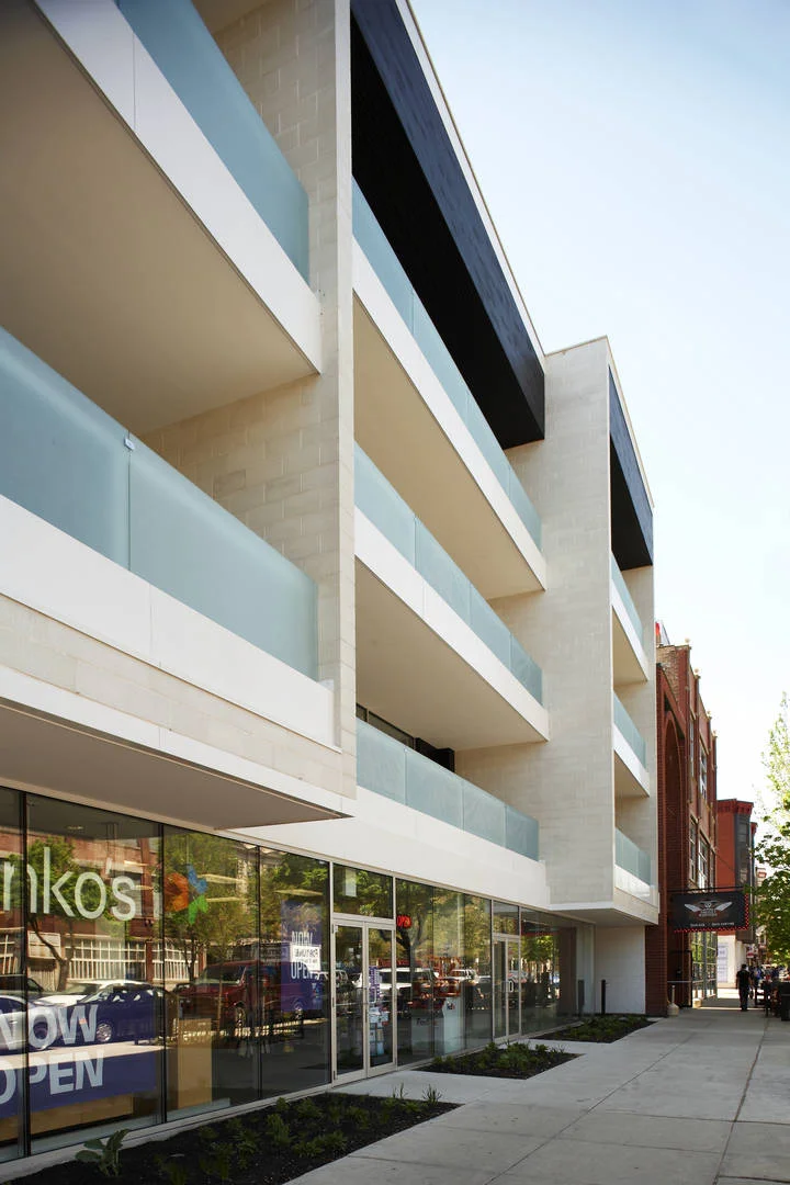Mixed-Use Location: Chicago, IL Photos: Marty Peters