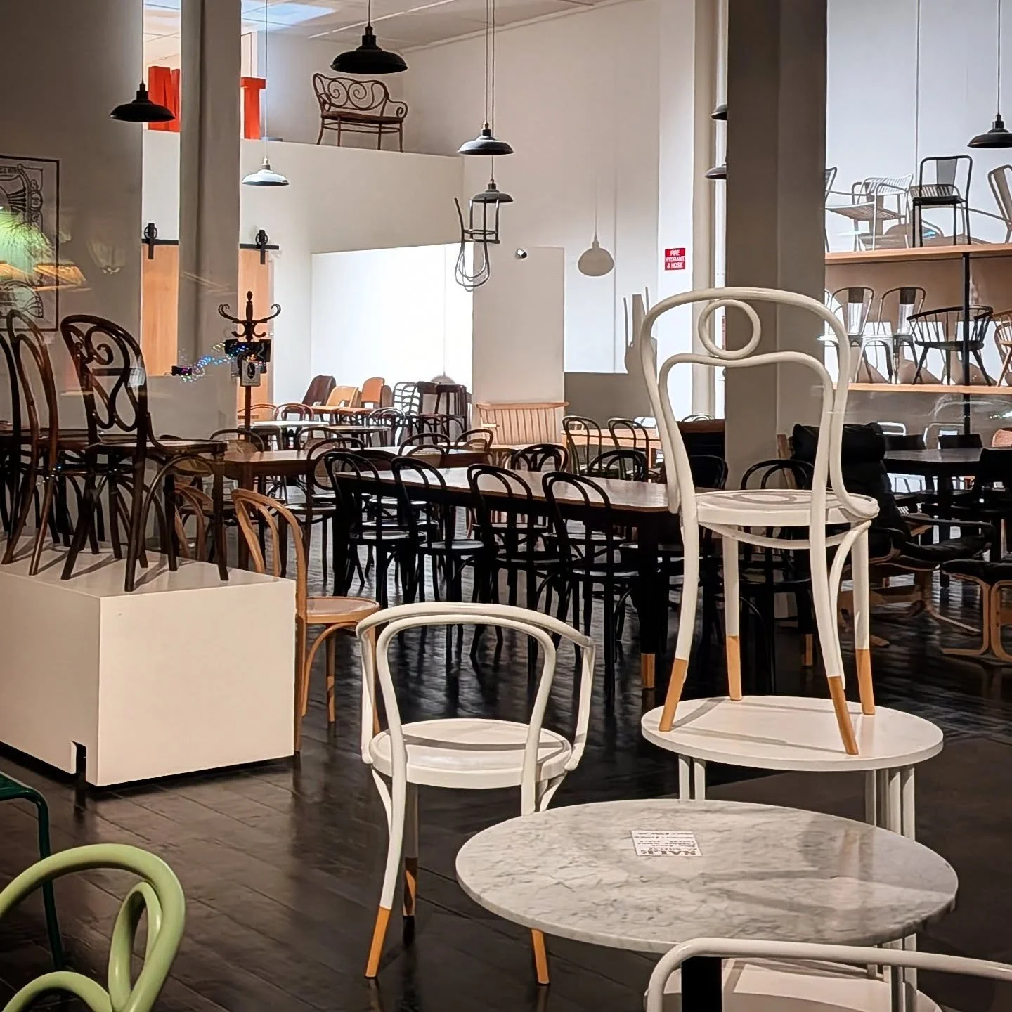 🤤 Lovely chair museum at #Thonet. Nice to see what our bashed up chairs at home are supposed to look like
> @thonetaus