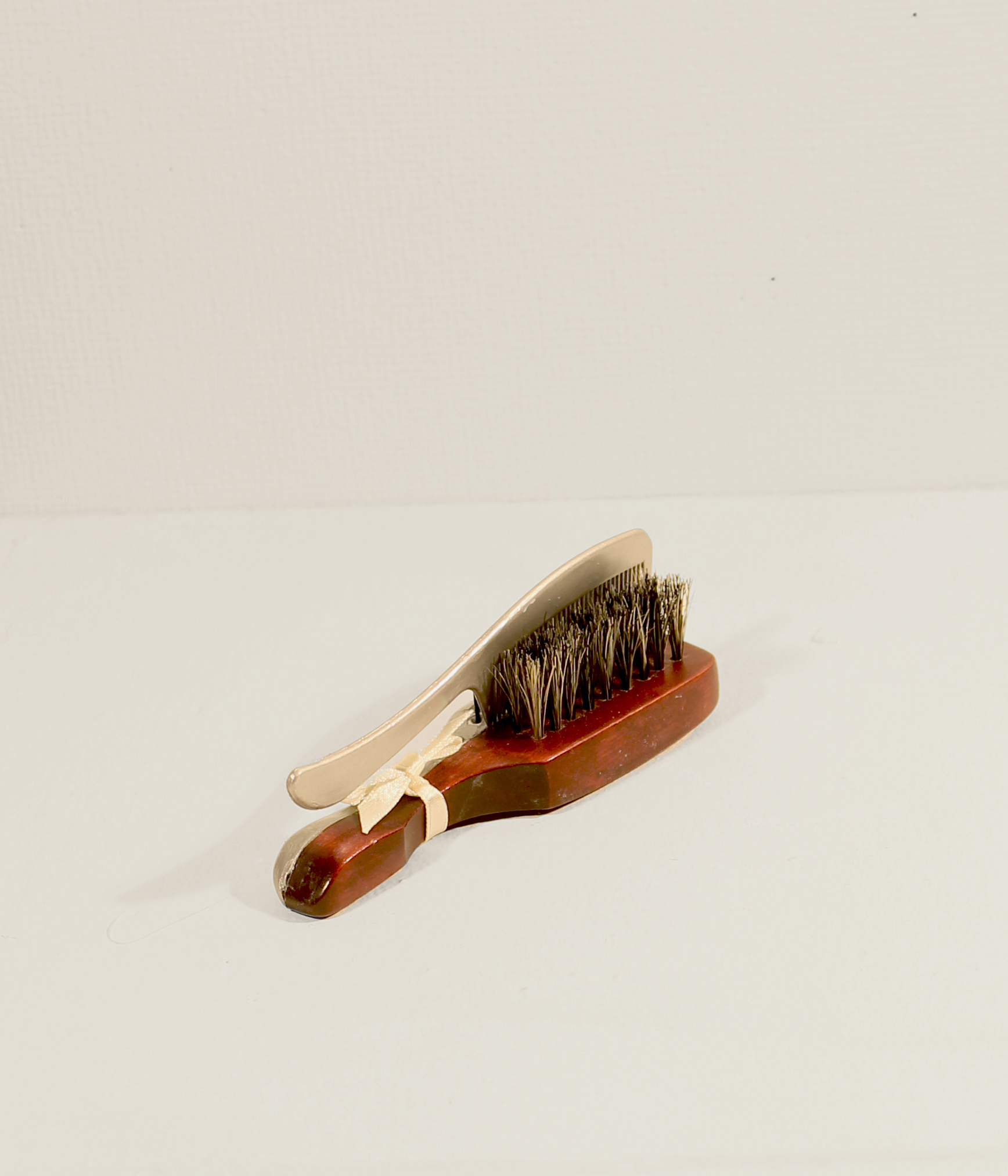 brush2.jpg