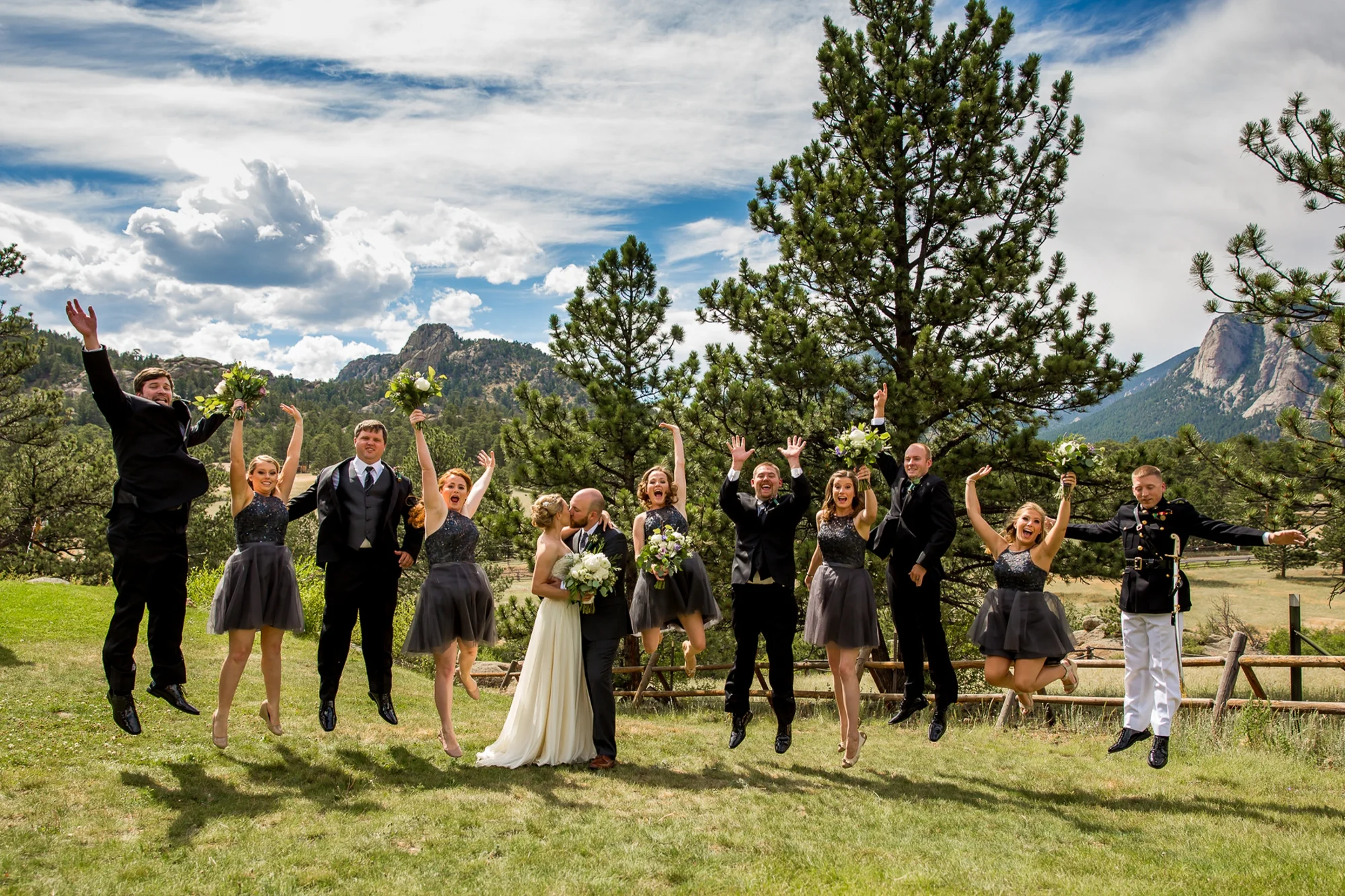 Black Canyon Inn & Twin Owls Steakhouse in Estes Park, CO