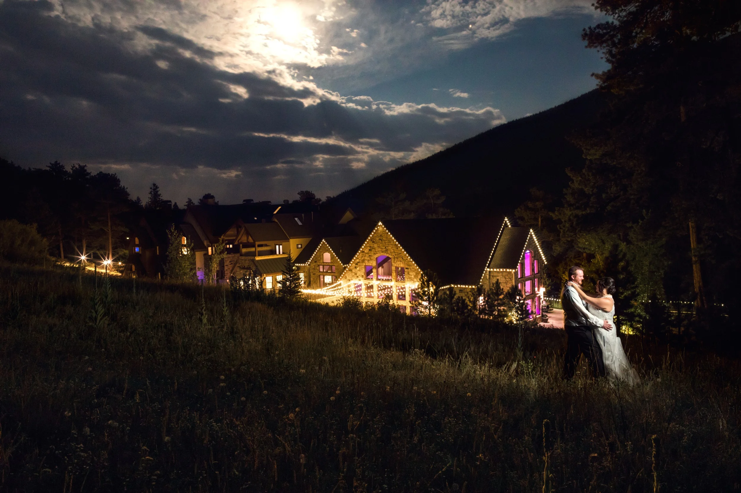 Della Terra Mountain Chateau, Estes Park Colorado Wedding