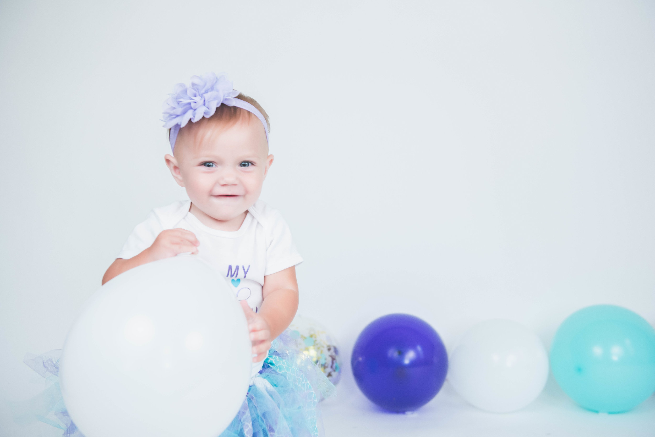 first birthday with balloons