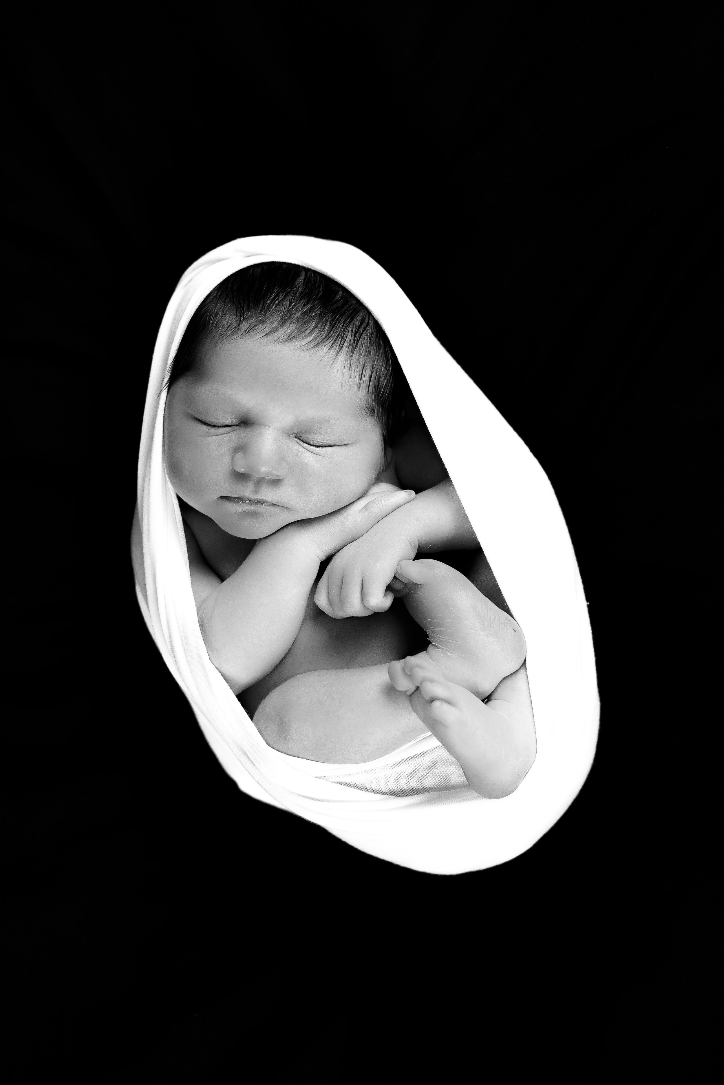 Copy of black and white womb wrap