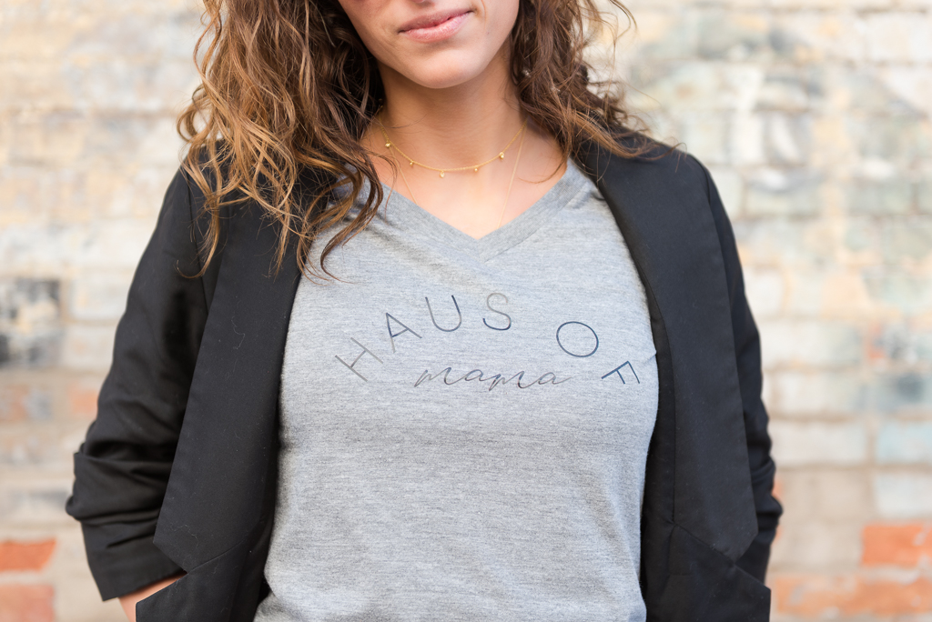  Motto &amp; Fleur, Motto and Fleur, Women’s Apparel Company, Motto &amp; Fleur Apparel, Motto &amp; Fleur Shirts, Shirts for Moms, Funny tshirts, Branding Photographer, Photographer branding session, Branding Photography, Photos by Ariel Content Clu