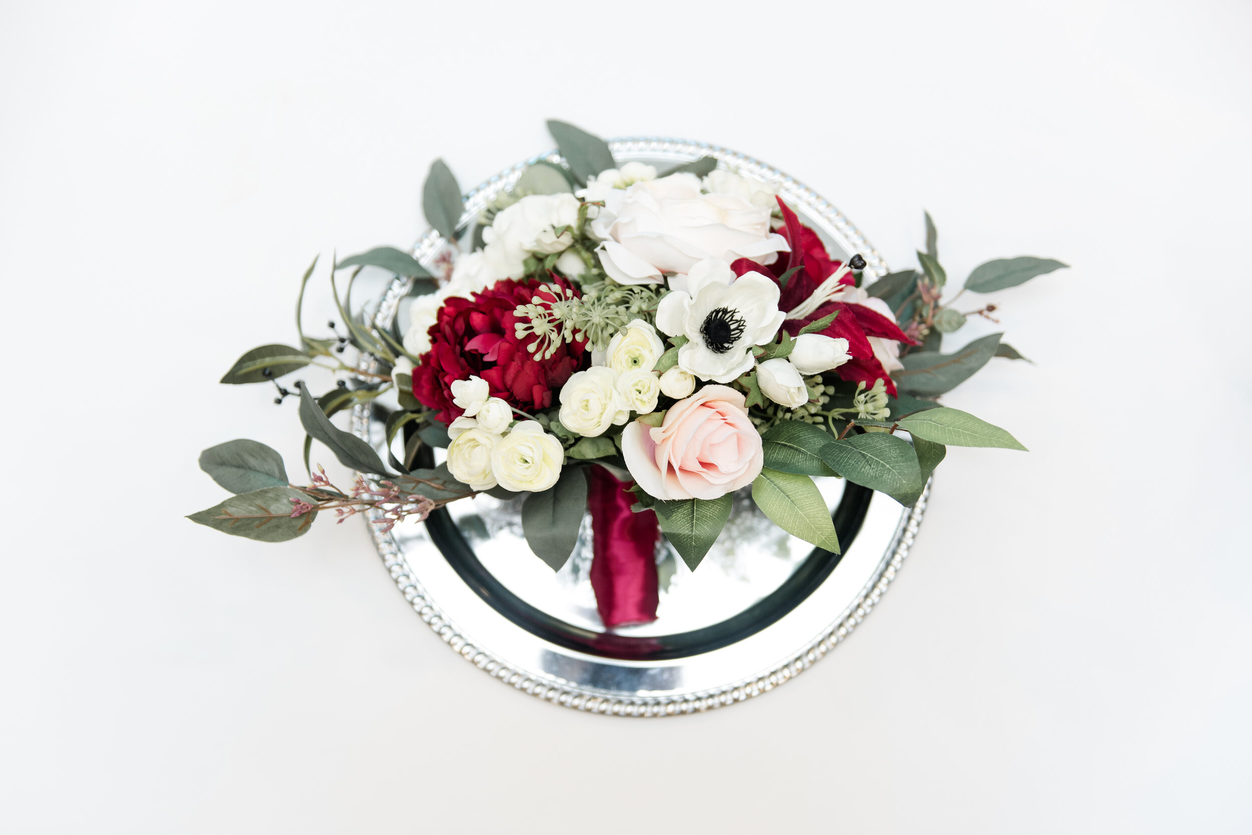 wine and blush and anemone bouquet