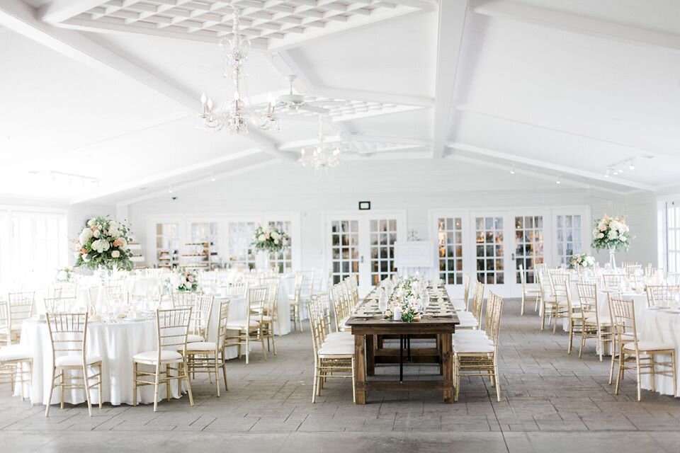 White Reception Venue | Photos by Ariel | Illinois Weddings